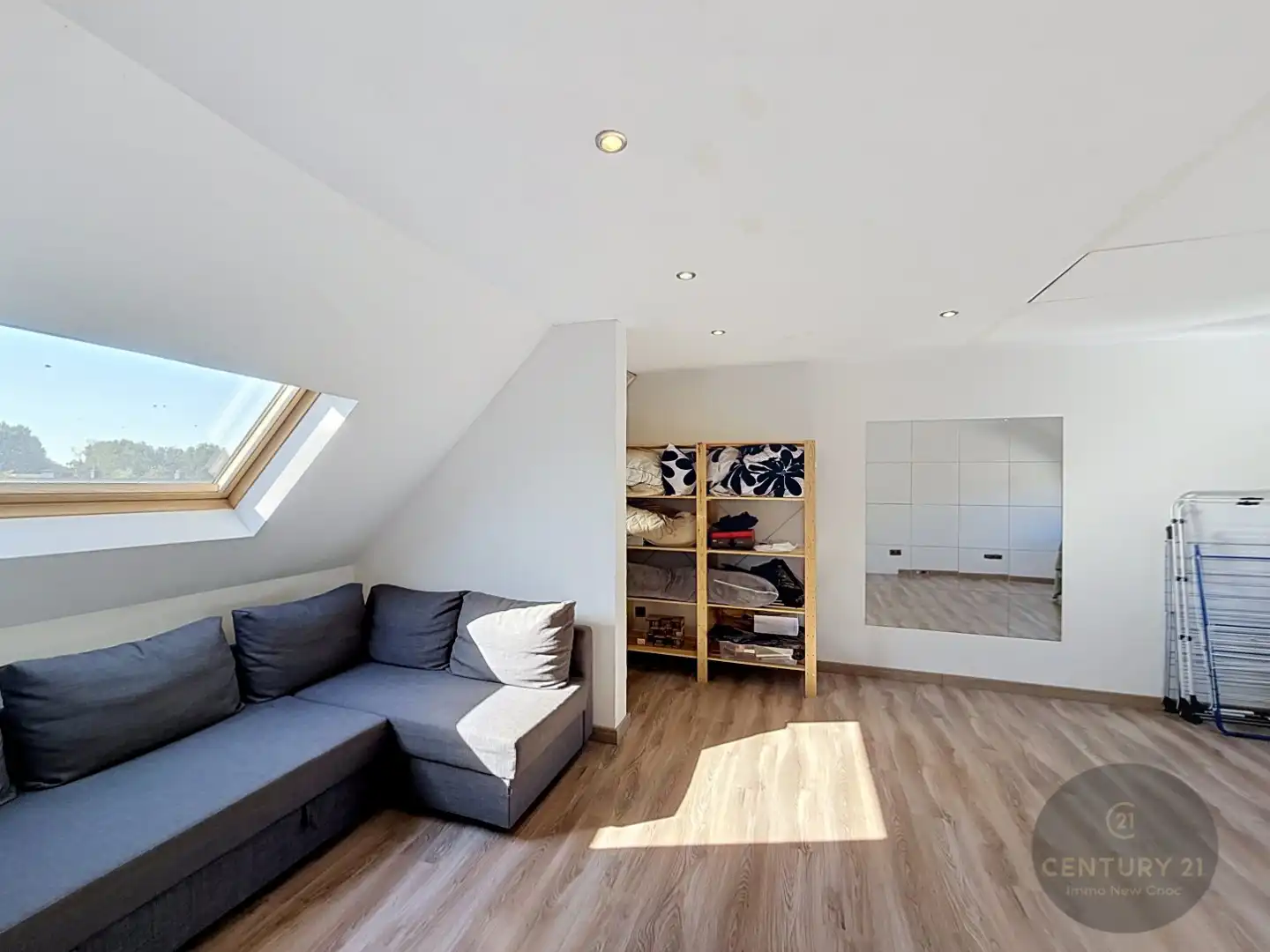 Zeer RUIME woning te Assebroek foto 9