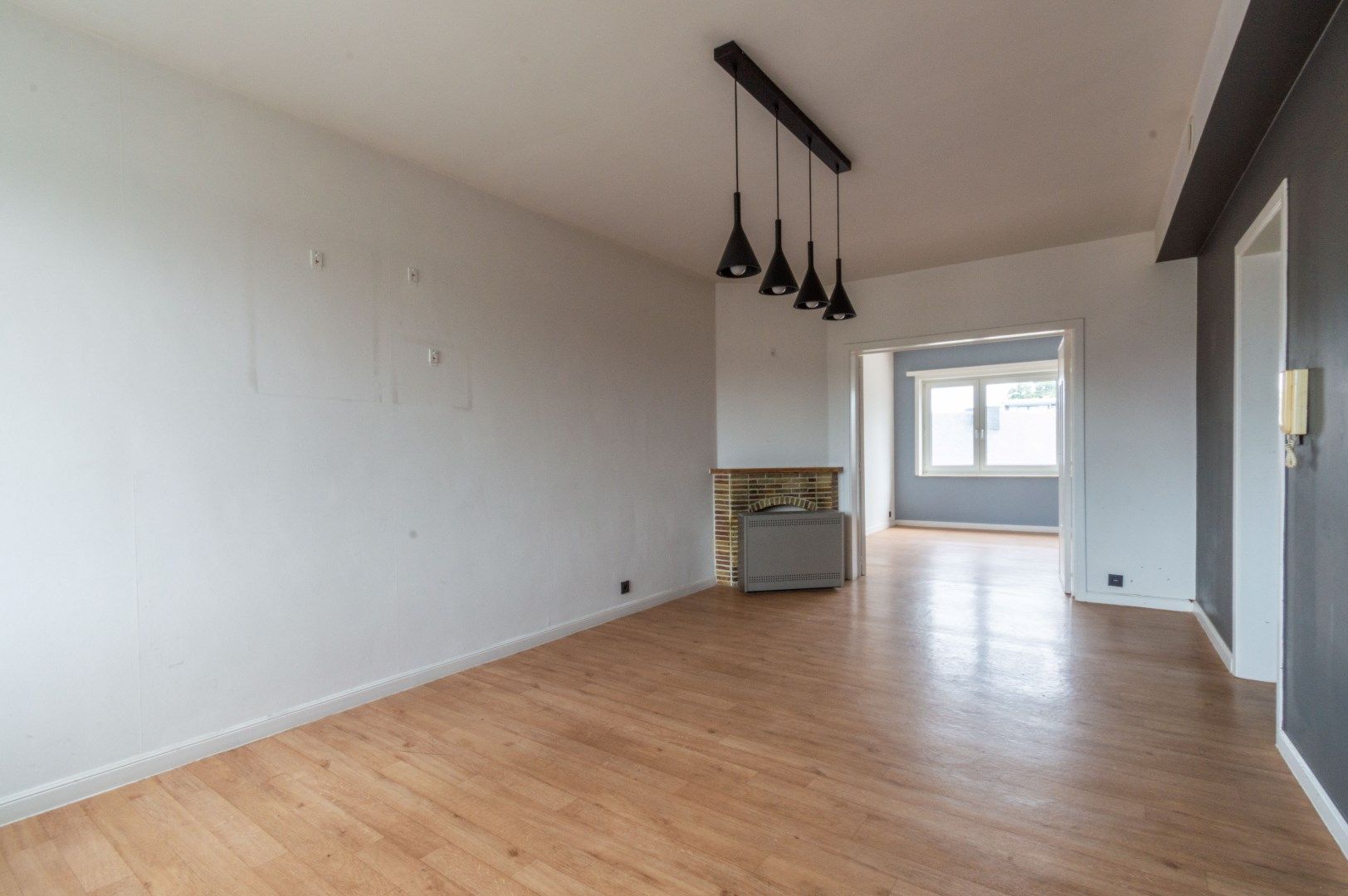 Opbrengsteigendom met 8 appartementen en 27 garages! foto 8