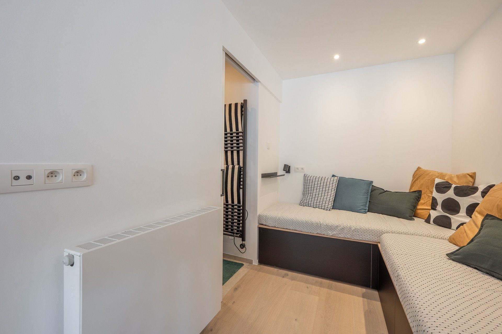 Recent gerenoveerd appartement met zeezicht aan het Albertstrand foto 9