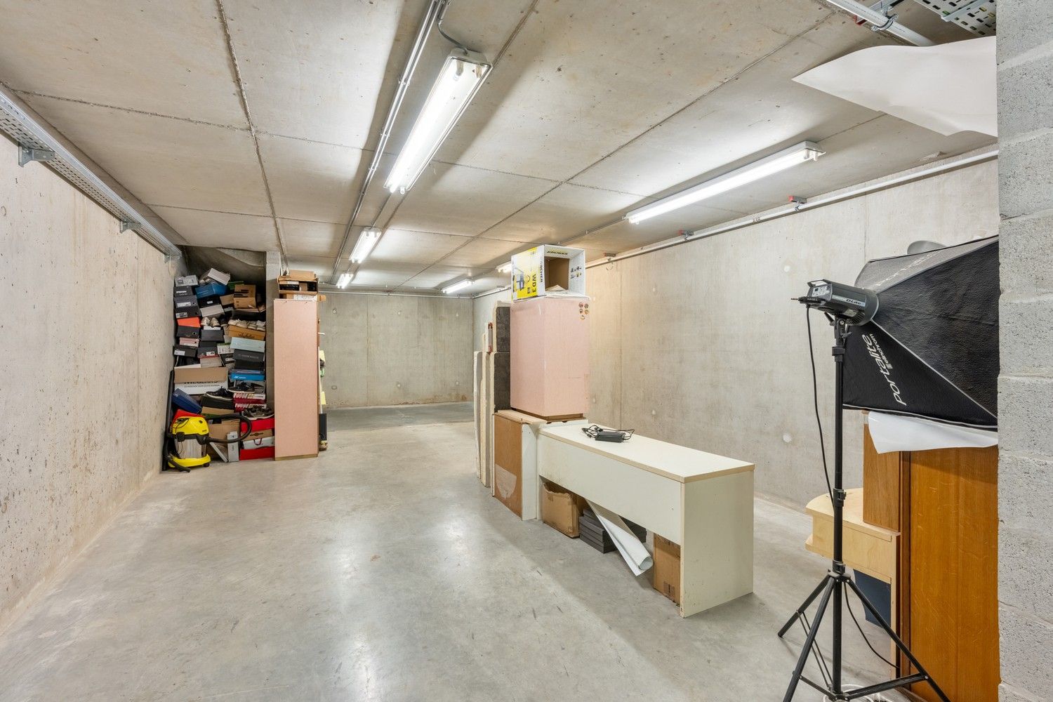 Handelspand op toplocatie aan de Markt te Bilzen! foto 16