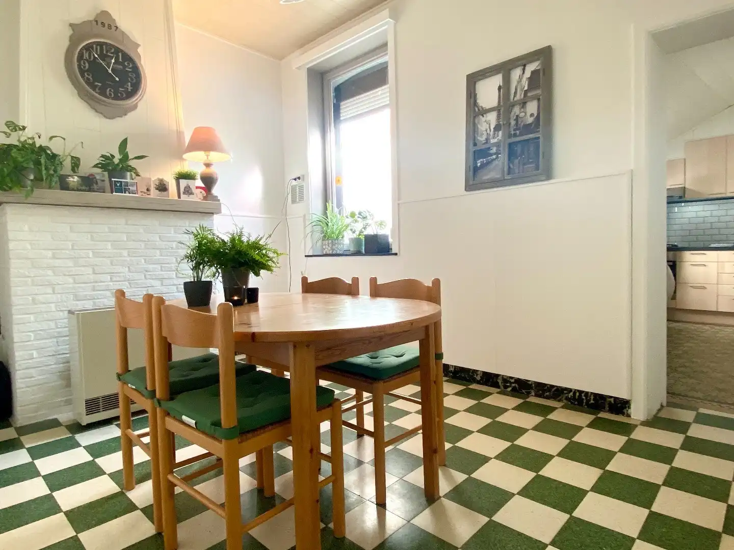 Instapklare rijwoning in het hart van Harelbeke met uitweg voor fietsen foto 6