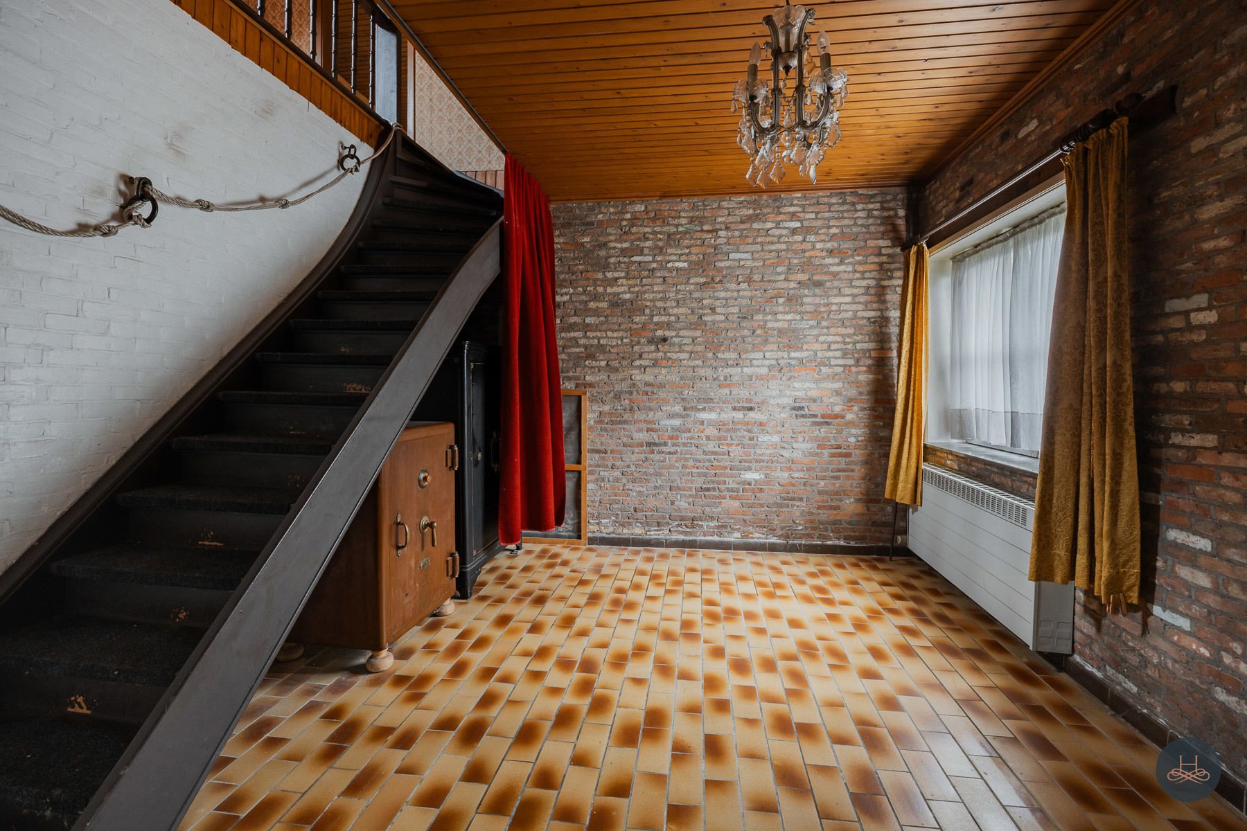 Groen, rustig gelegen woning op 1.71 ha tussen de weilanden foto 24