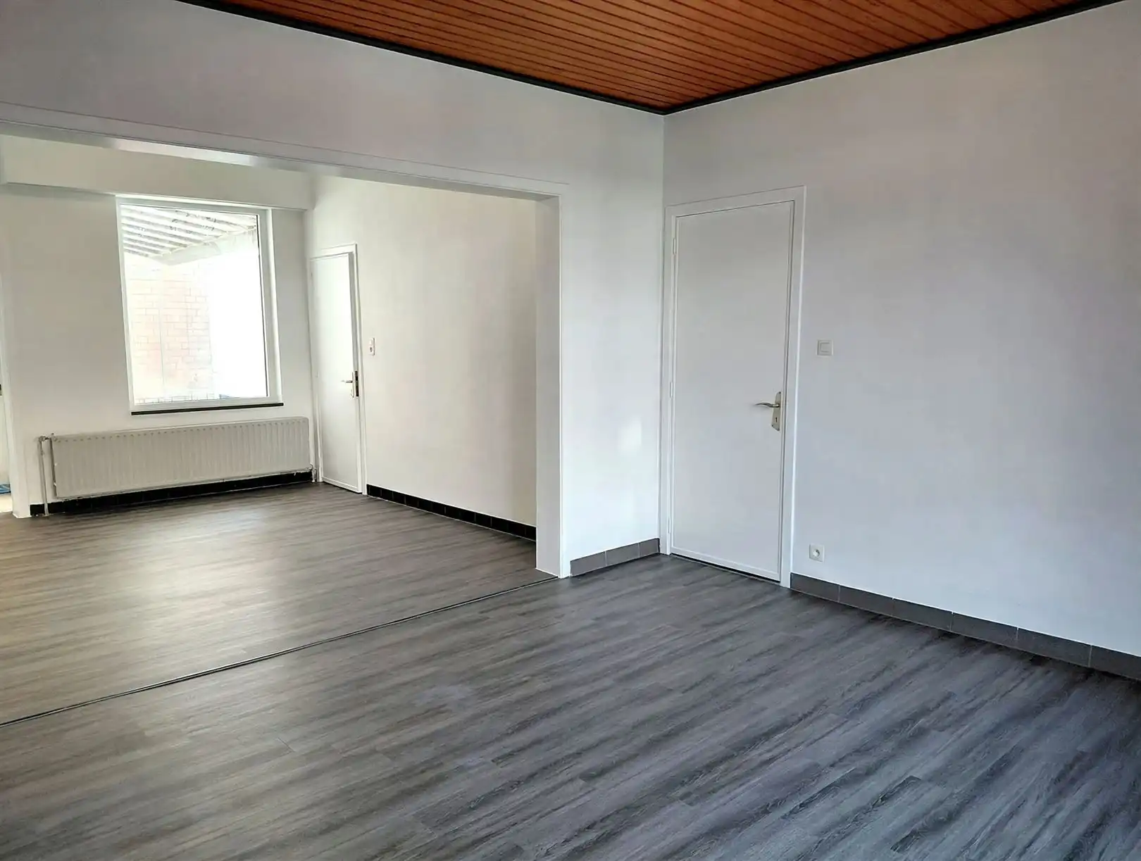 TE HUUR: Gesloten bebouwing met 2 slaapkamers in het centrum van Heusden! foto 4