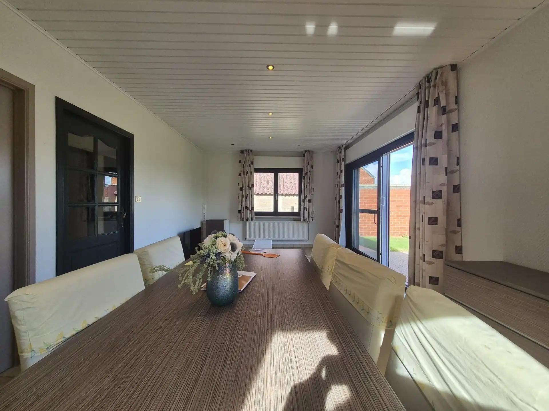 Gunstig gelegen bungalow voor kort verhuur.  foto 5