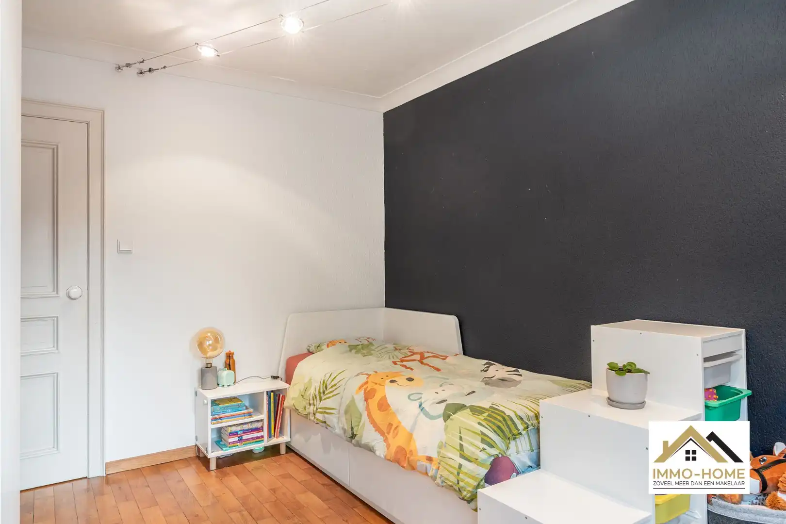 INSTAPKLARE WONING IN RUSTIGE WIJK AAN GROENE RAND LOKEREN foto 18