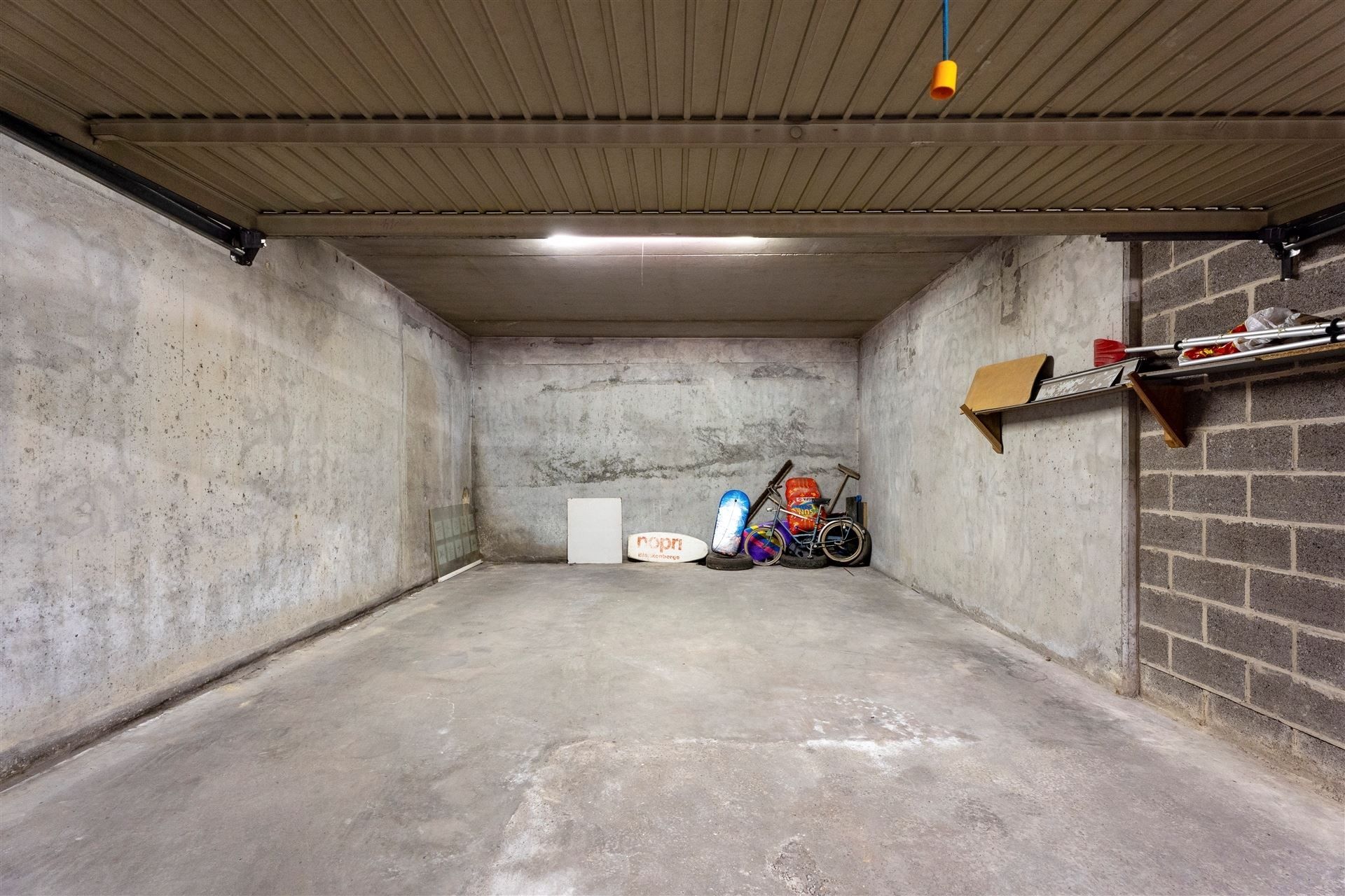 FRONTAAL ZEEZICHT / DUBBELE GARAGE foto 33