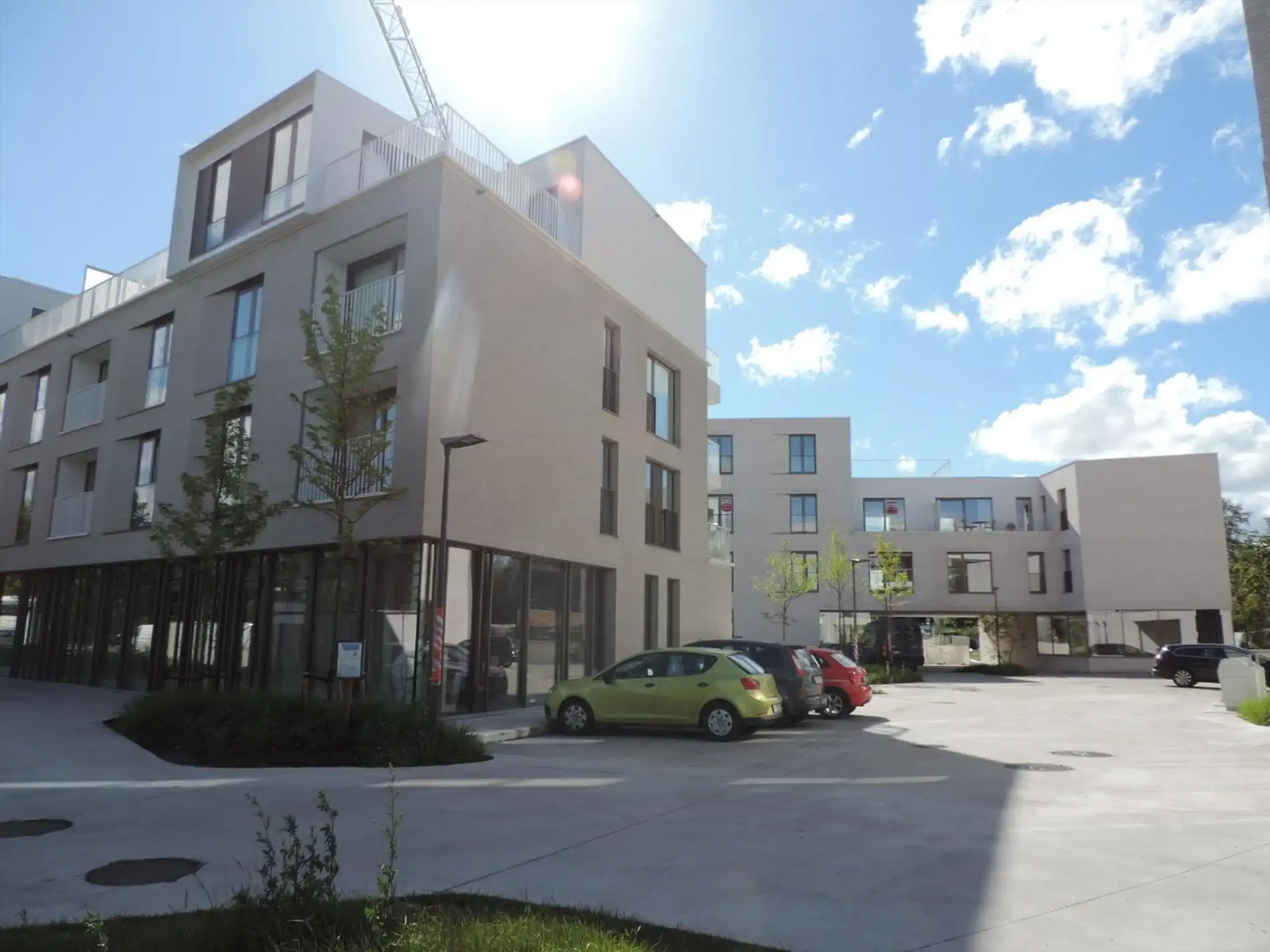 San Siro: ondergrondse autostaanplaats vlakbij station foto 3