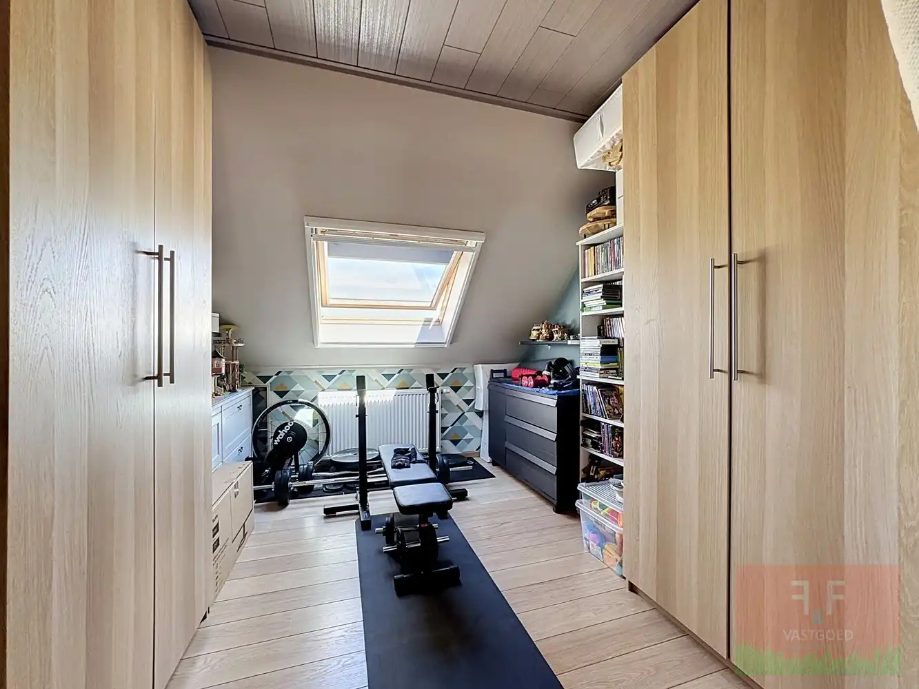 Energiezuinige instapklare HOB met garage en prachtige tuin te Bavegem foto 18