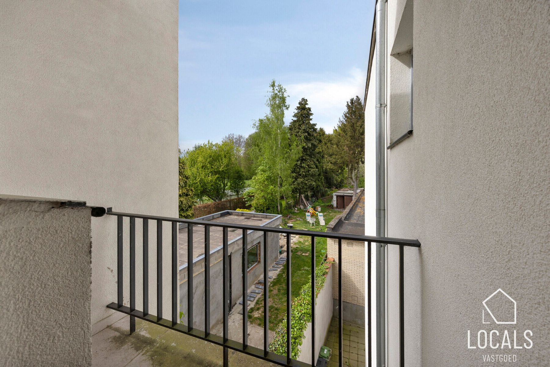 Mooi gerenoveerd 3-slaapkamerappartement te Nieuwerkerken foto 10