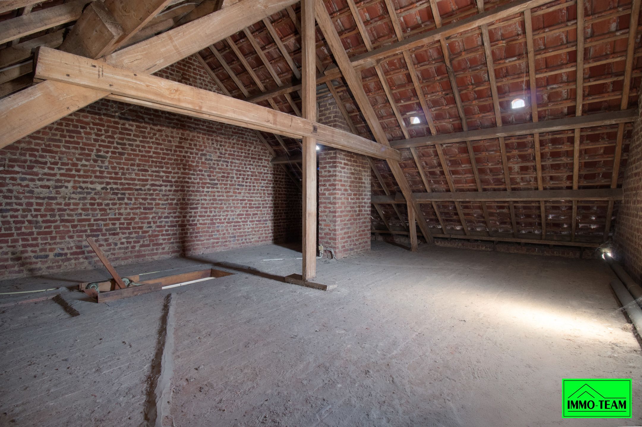 Charmante 3-gevelwoning nabij centrum Roosdaal foto 17