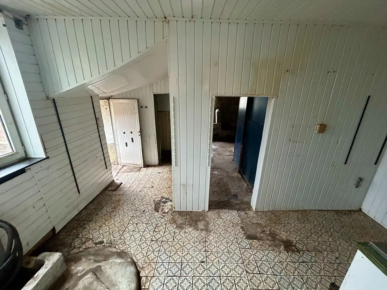 Te renoveren halfopen bebouwing met tuin - groot potentieel foto 9