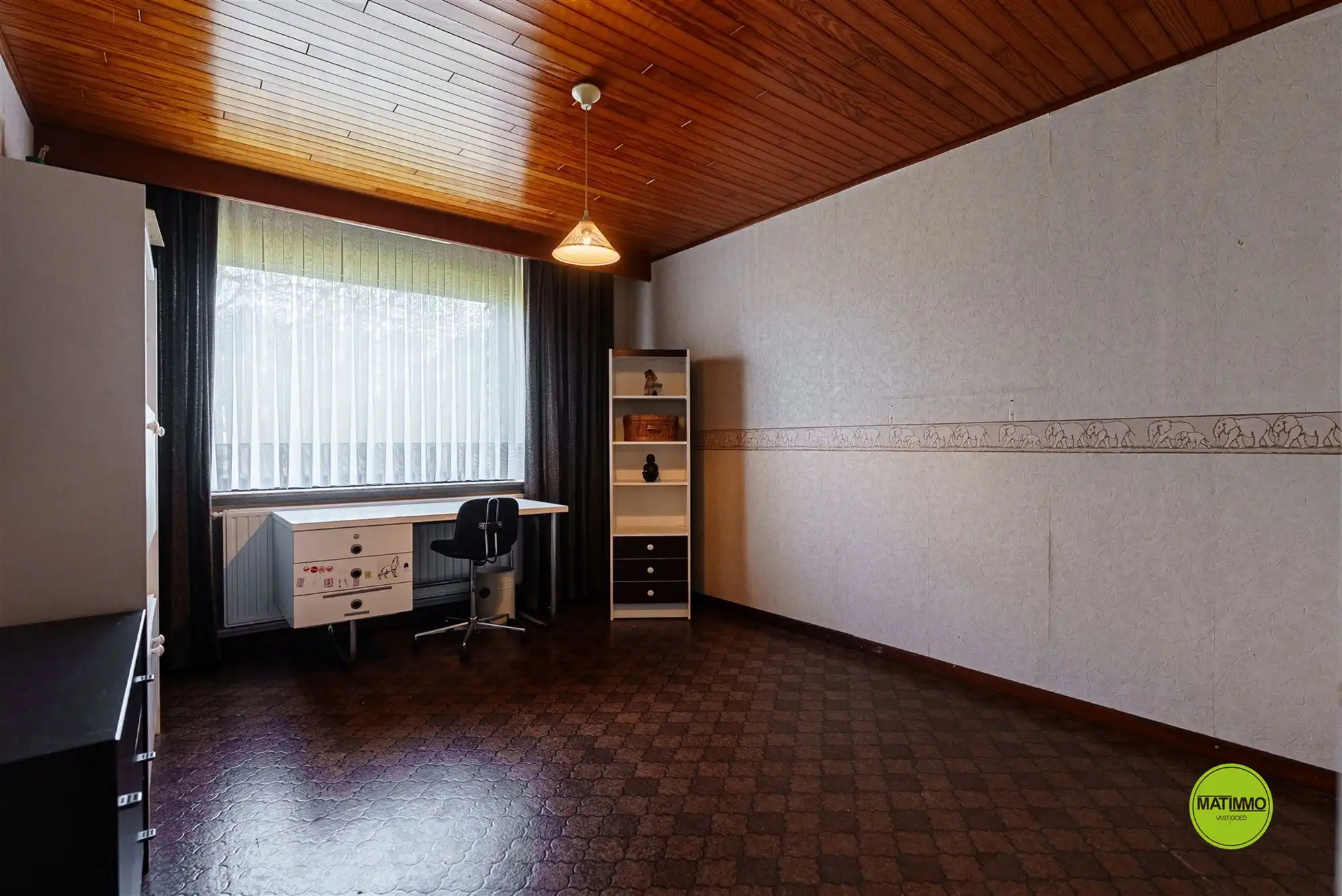 Gezellige jaren 70 bungalow in een rustige straat in Lommel foto 11