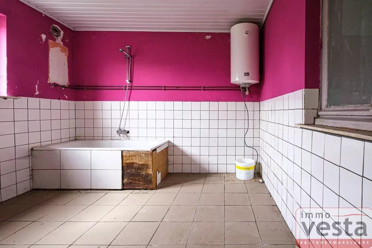 Te renoveren woning foto 12