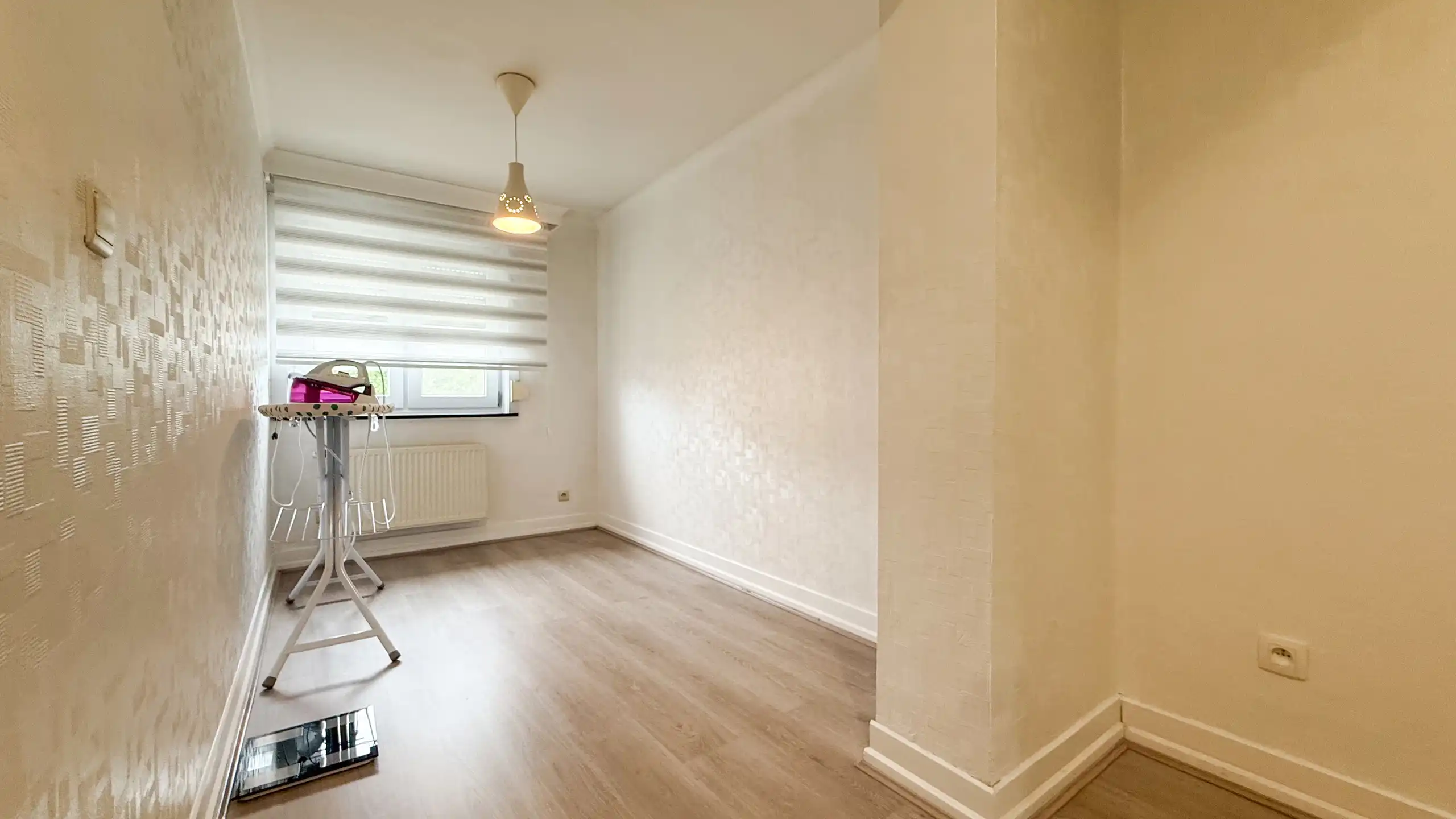 Gezinswoning met 4 slaapkamers centraal in Heusden! foto 32