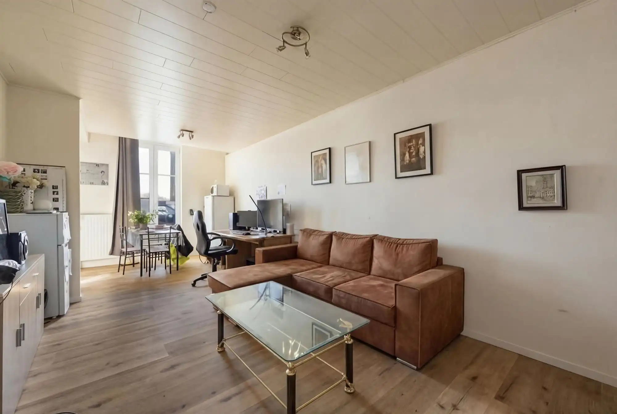 Duplexappartement met 2 slaapkamers en garagebox foto 2