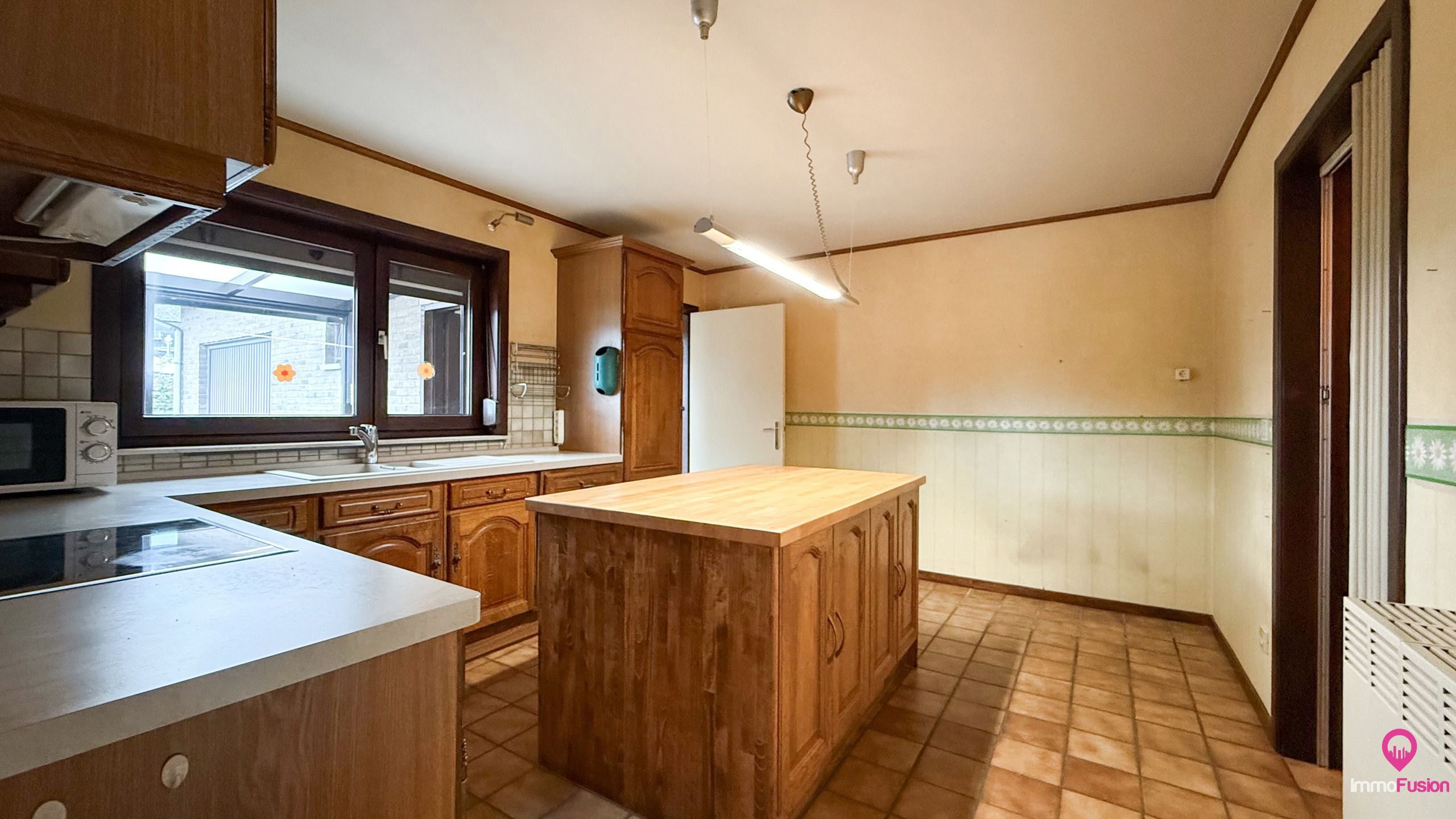 Ruime instapklare bungalow met 3 slpks op 8are82 in Bocholt! foto 8