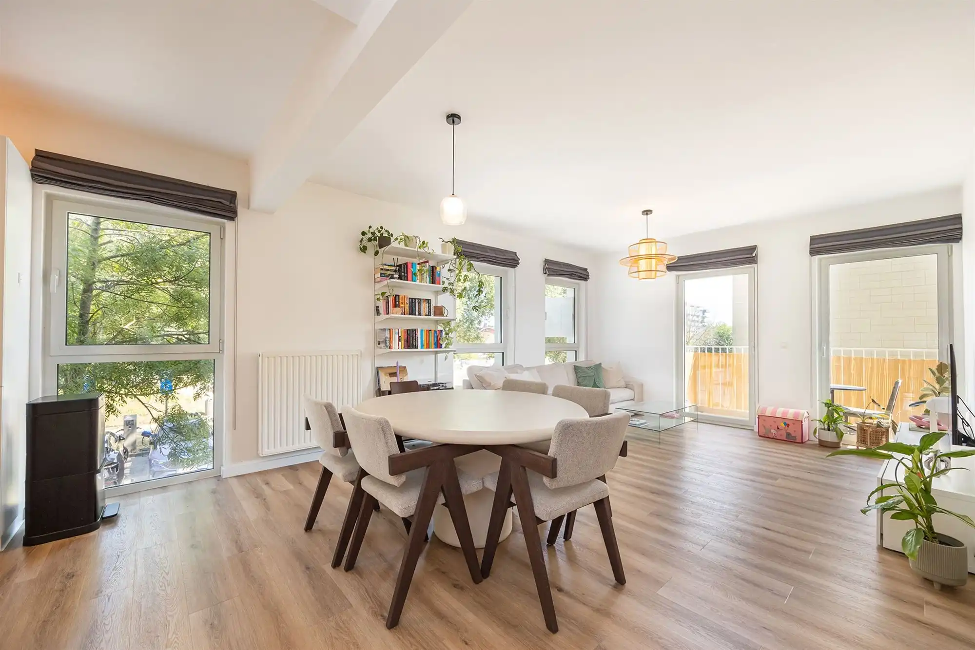 Instapklaar modern hoekappartement met 2 slpk. en terras foto 5