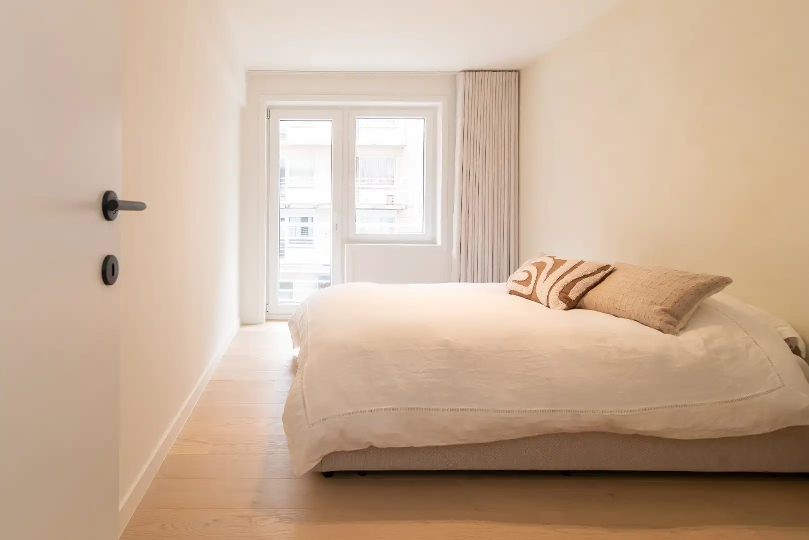 Volledig gerenoveerd twee slaapkamerappartement van 89 m² met een gunstige EPC-score B. foto 4