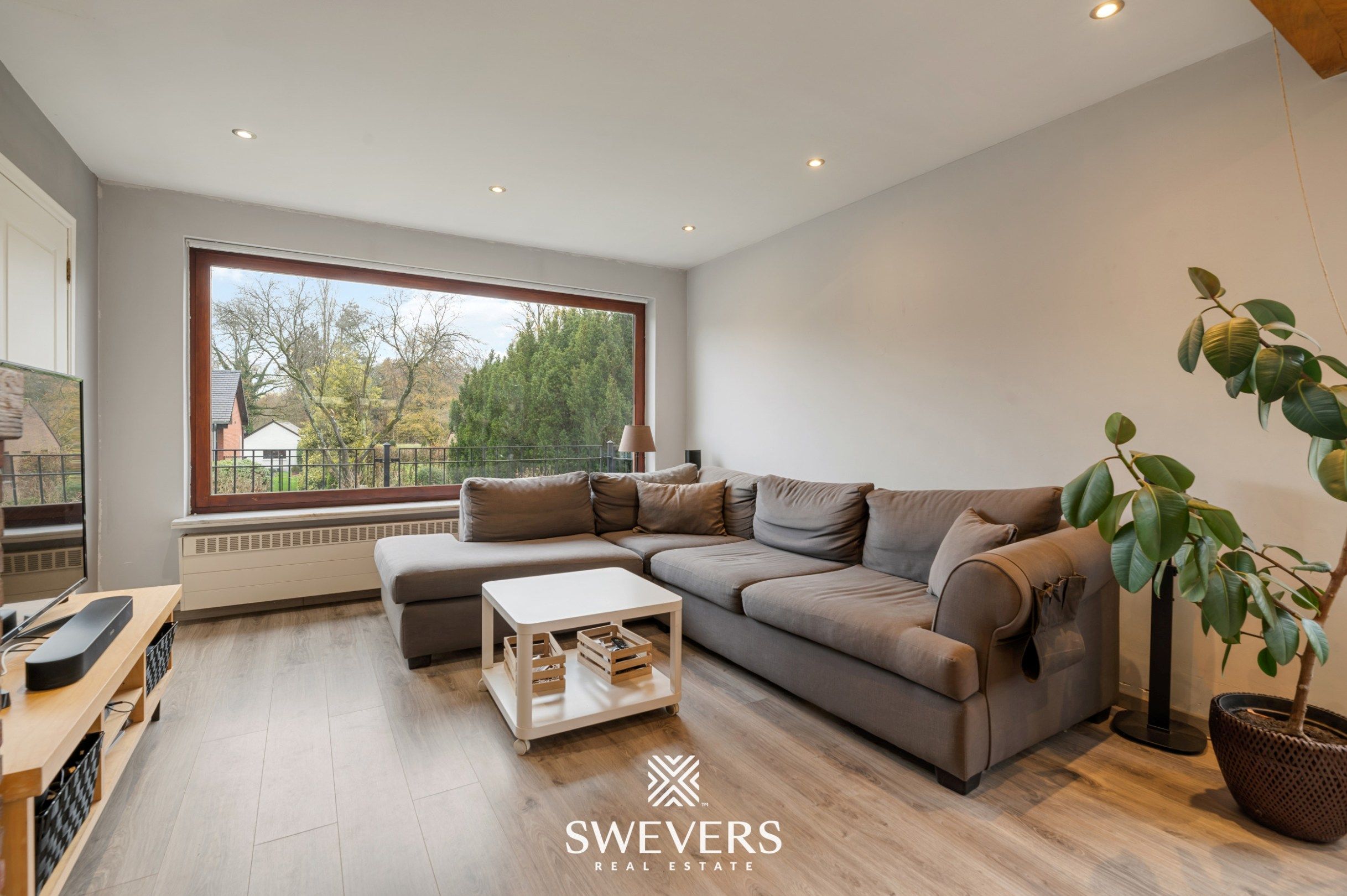 Instapklare woning op 19a94 op een uiterst rustige, groene locatie in Lillo foto 6