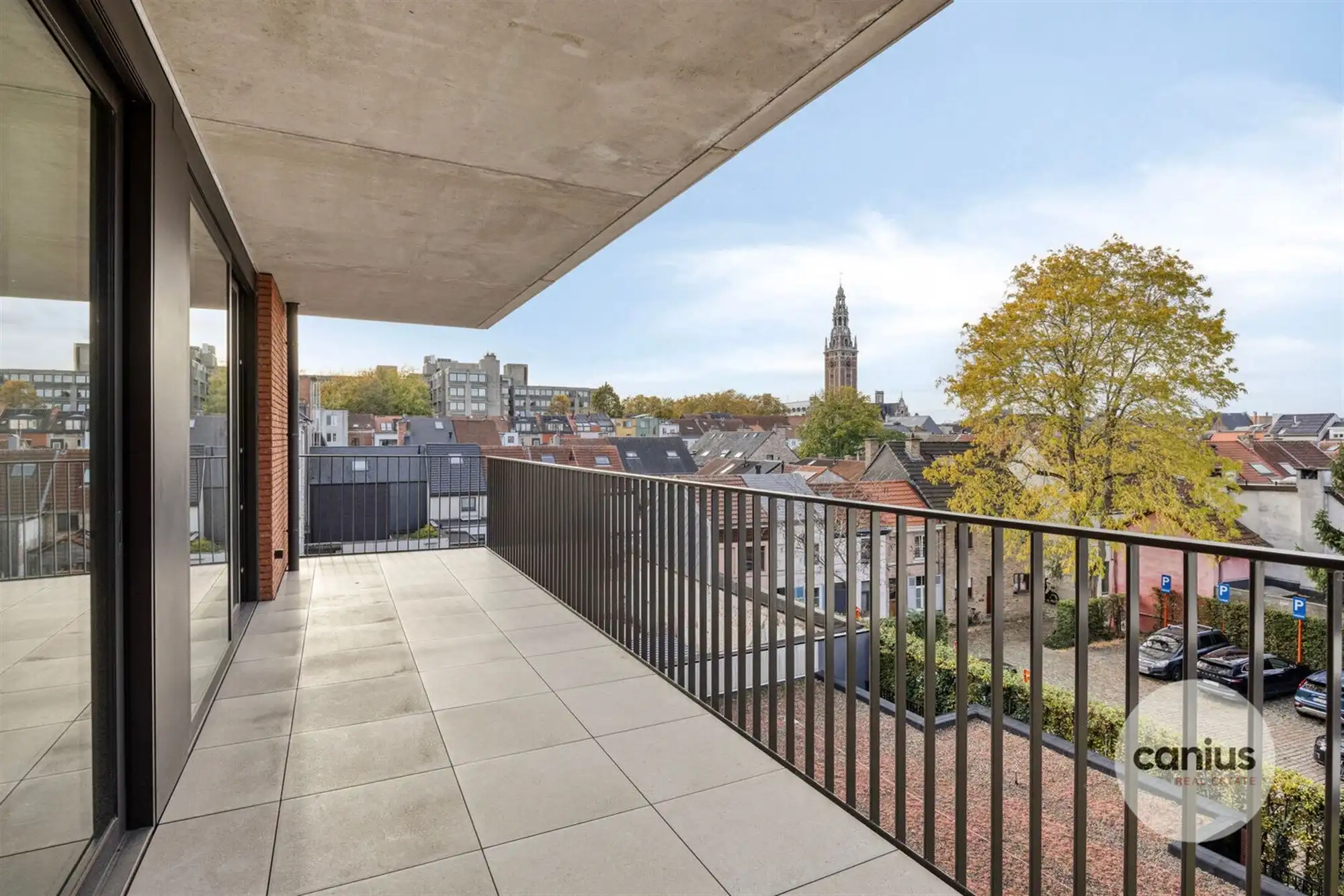 RUIM APP. MET 3 SLPKS EN TERRAS foto 13