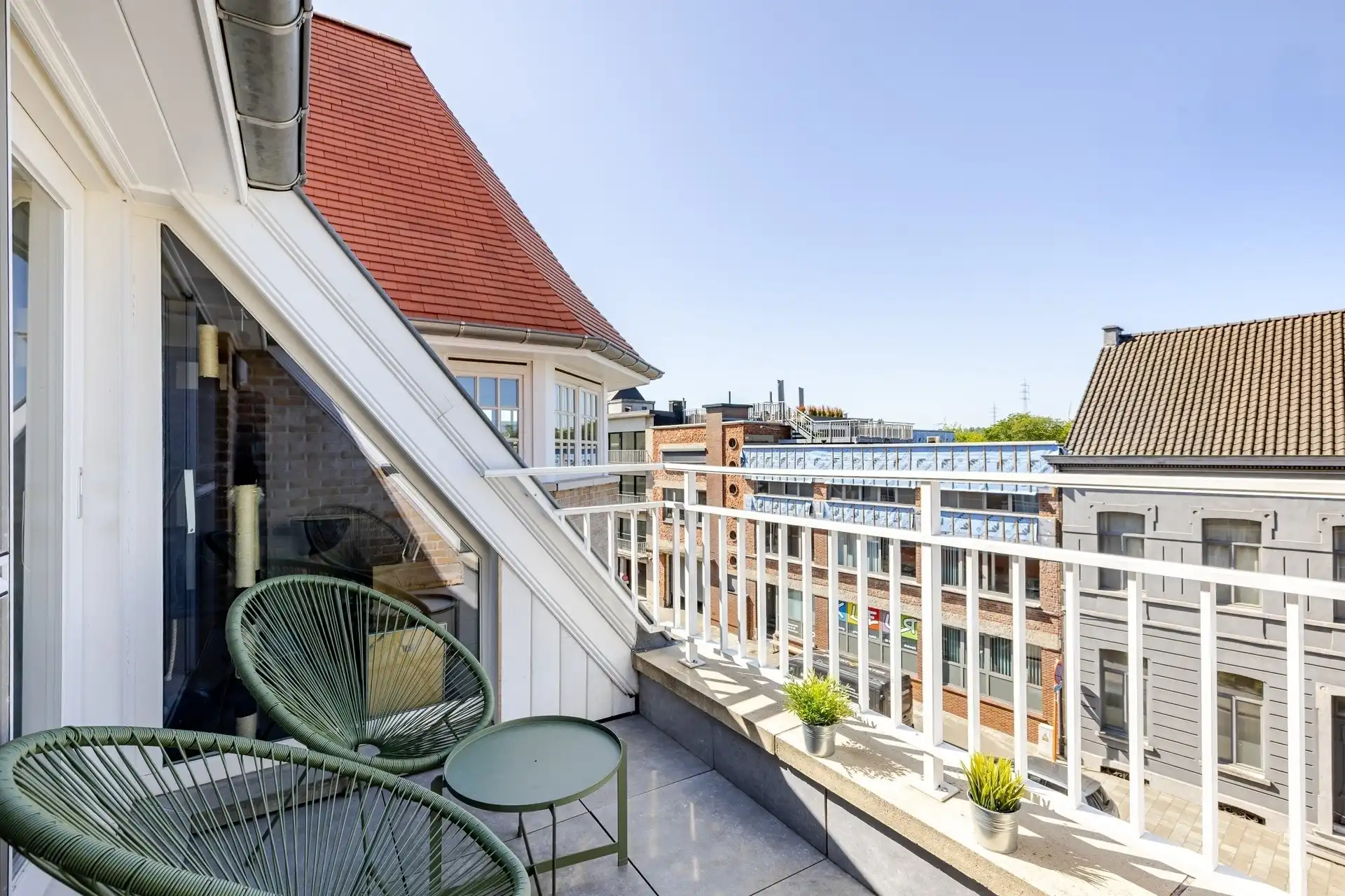 Lichtrijk duplexappartement met 2 SLPK, 2 badkamers & garage foto 20