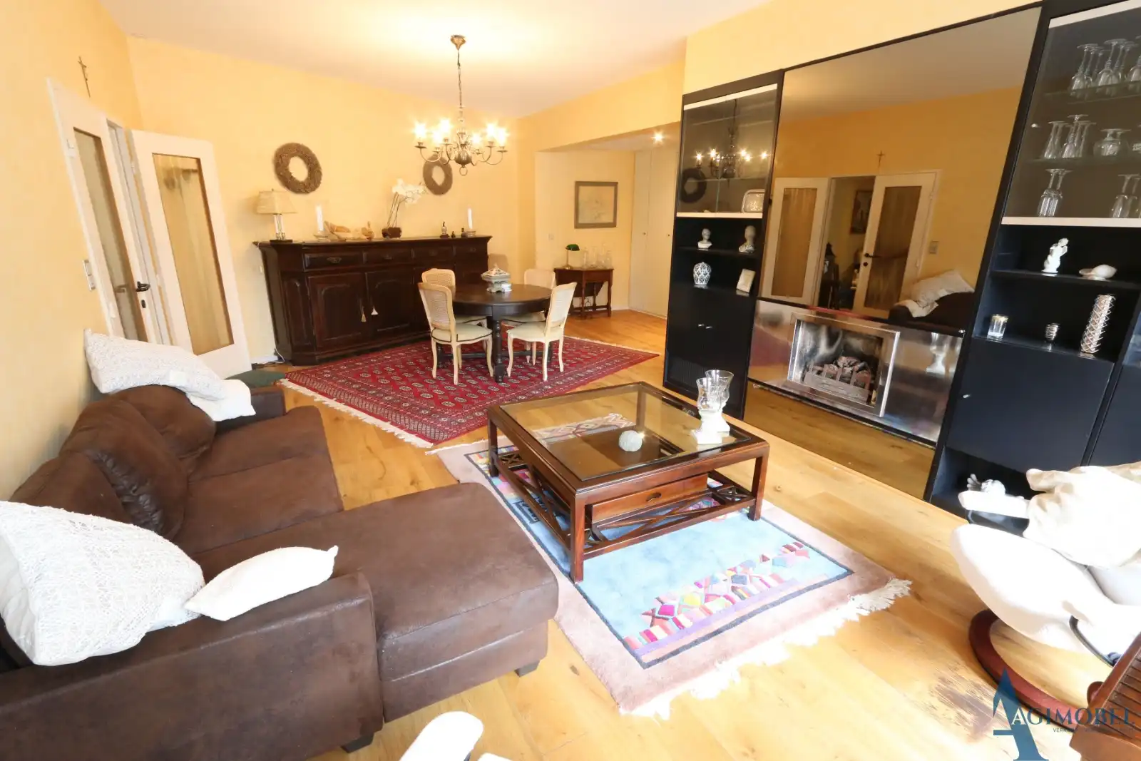 Ruime studio met slaaphoek en zonnig terras te Knokke foto {{pictureIndex}}