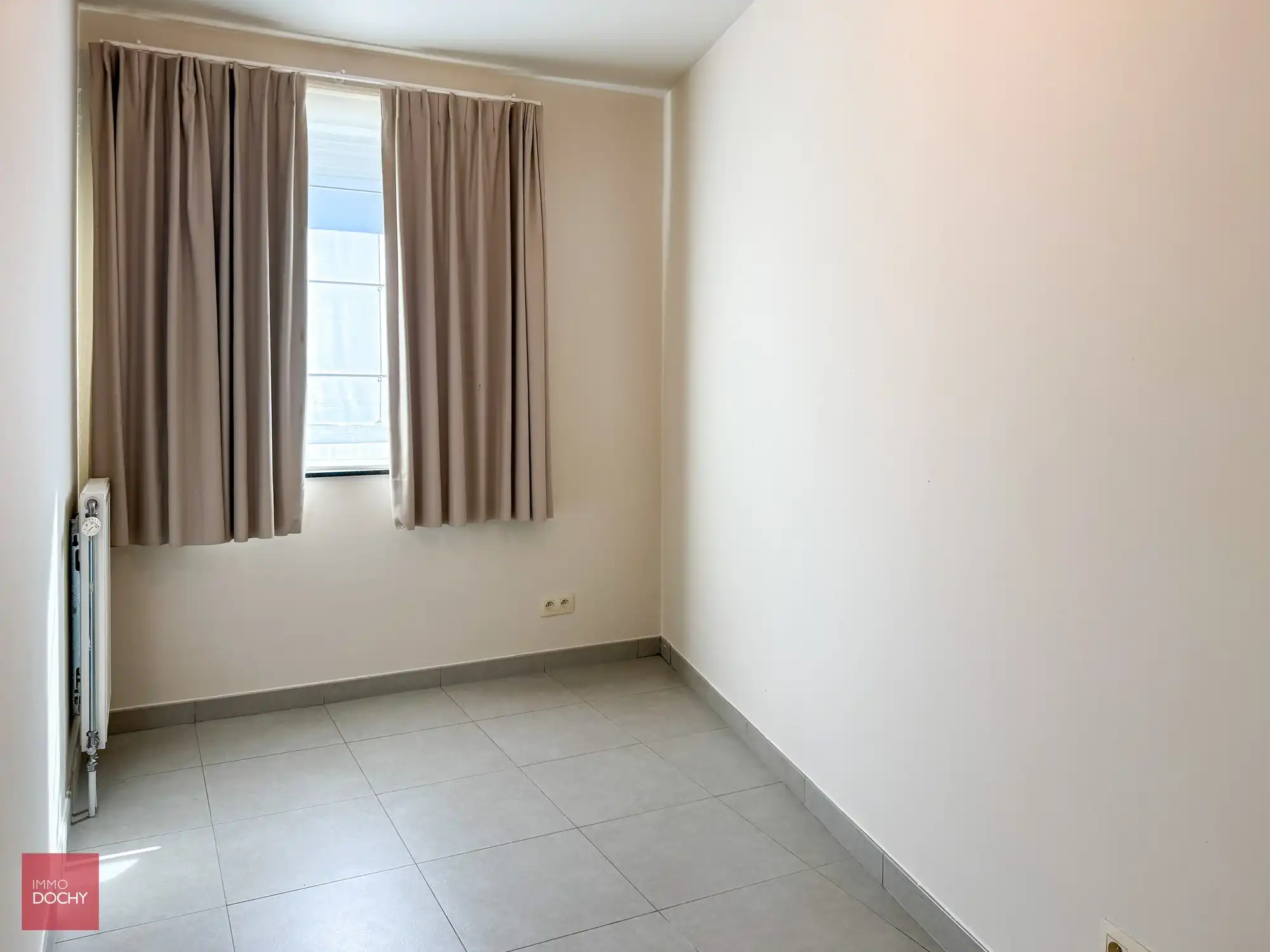 Mooi instapklaar gelijkvloers appartement met tuin en garage in centrum | Churchillstraat foto 7