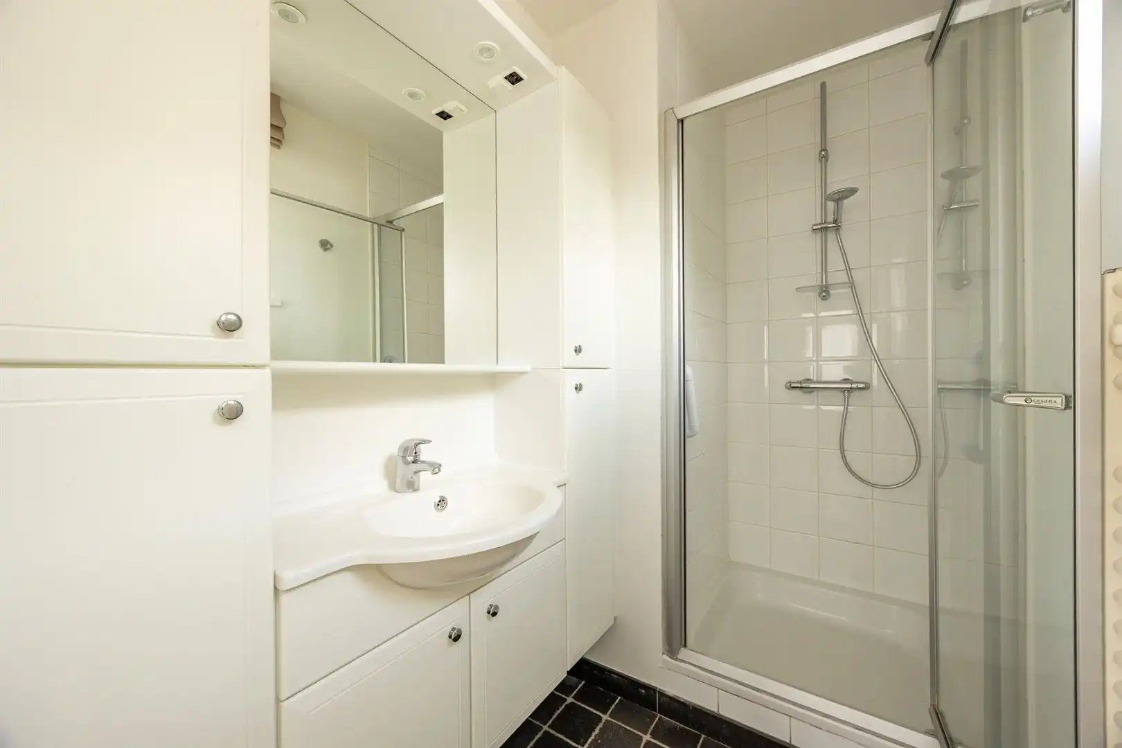 Design appartement met zonneterras in het hart van Brasschaat foto 11