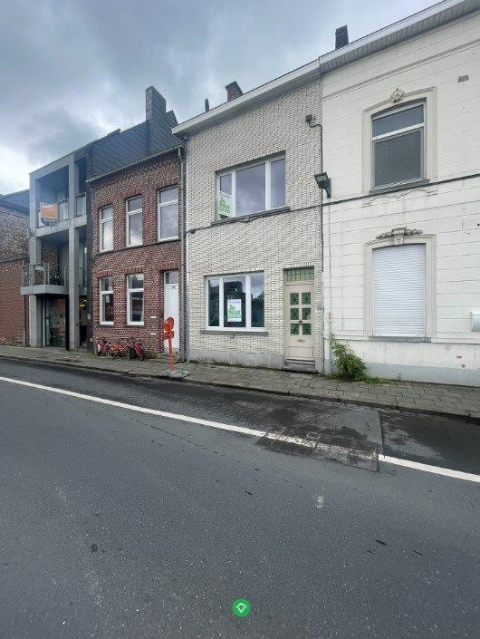 Rijwoning met 3 slaapkamers en koer te centrum Roeselare foto 14