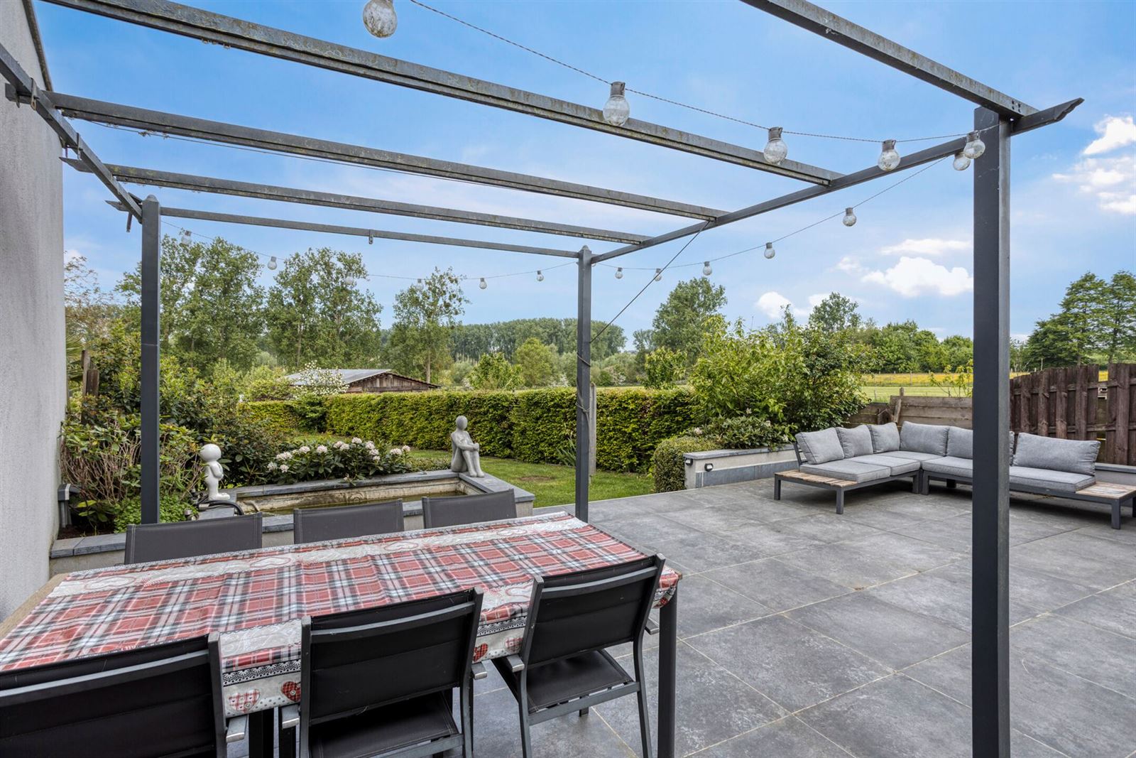 Woning te koop met 4 slaapkamers foto 30