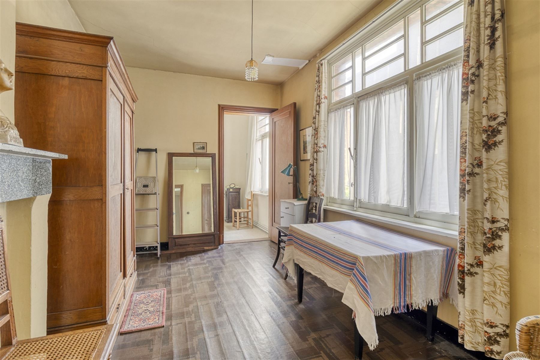 Karaktervolle herenwoning op een idyllische locatie aan de Schelde foto 12