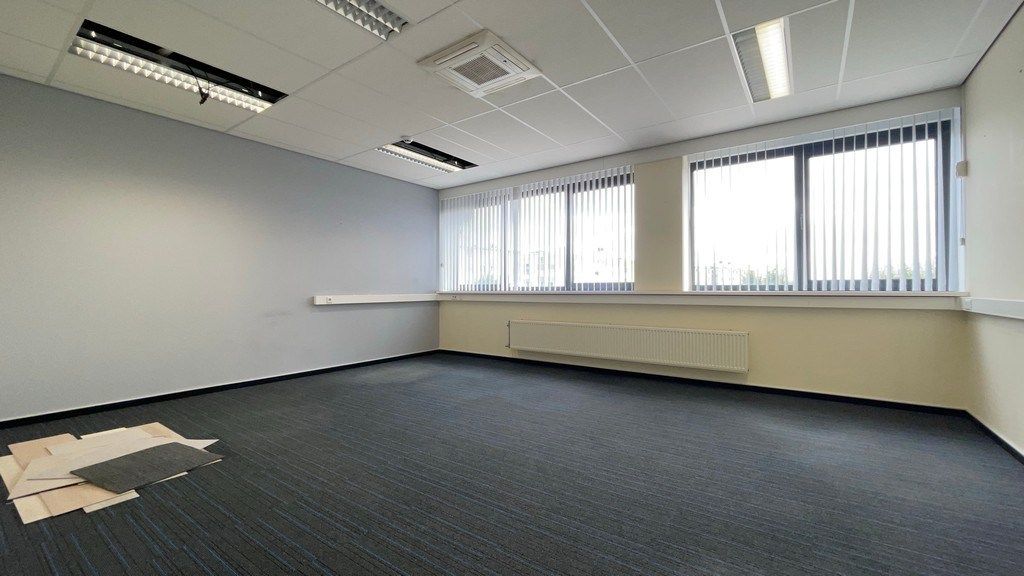 Budgetvriendelijke kantoorruimte te huur vlakbij luchthaven Antwerpen foto 9