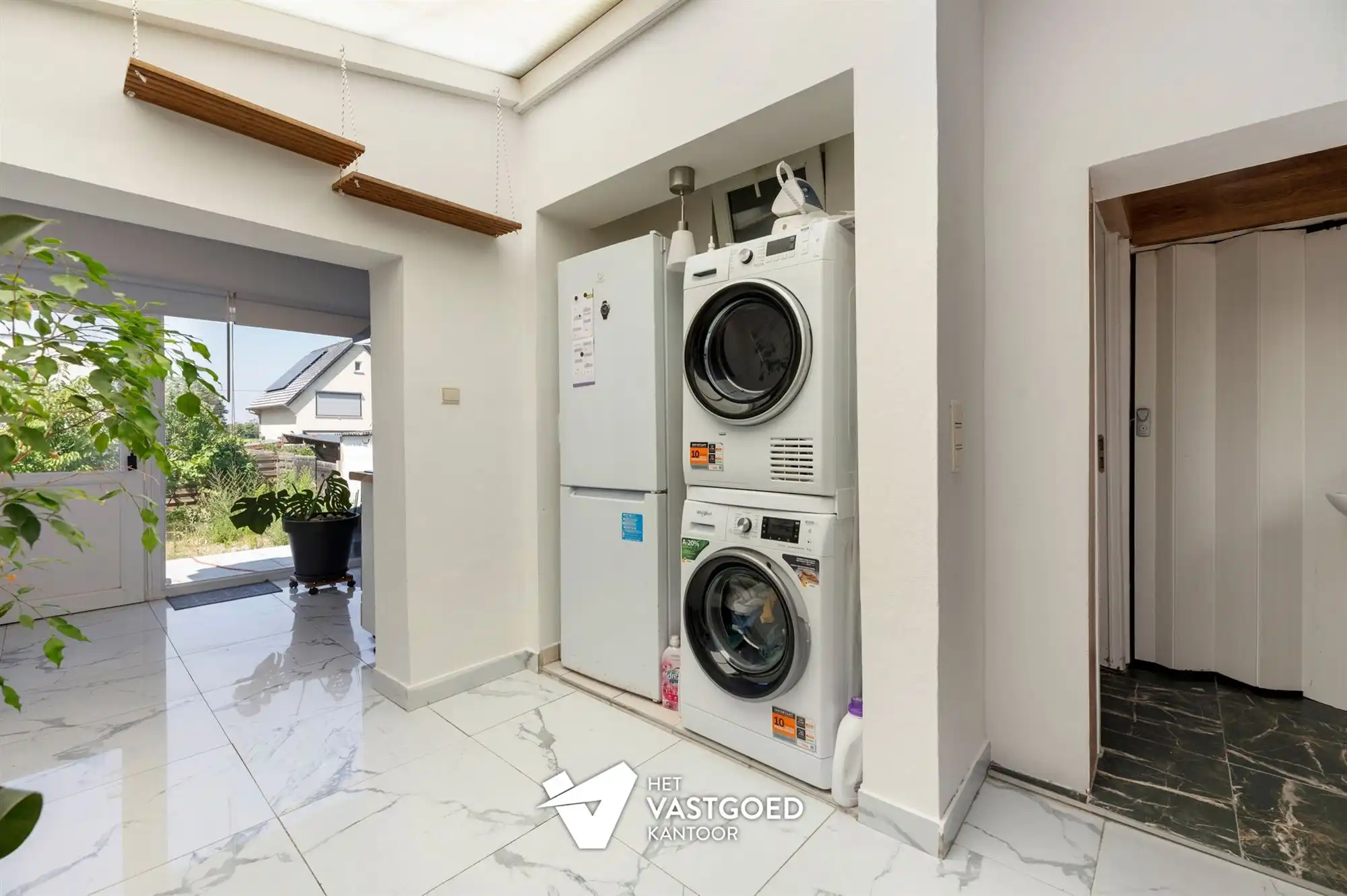 RECENT GERENOVEERDE WONING (172M²) MET 3 SLAAPKAMERS EN GEZELLIGE STADSTUIN TE MOLENSTEDE foto 15