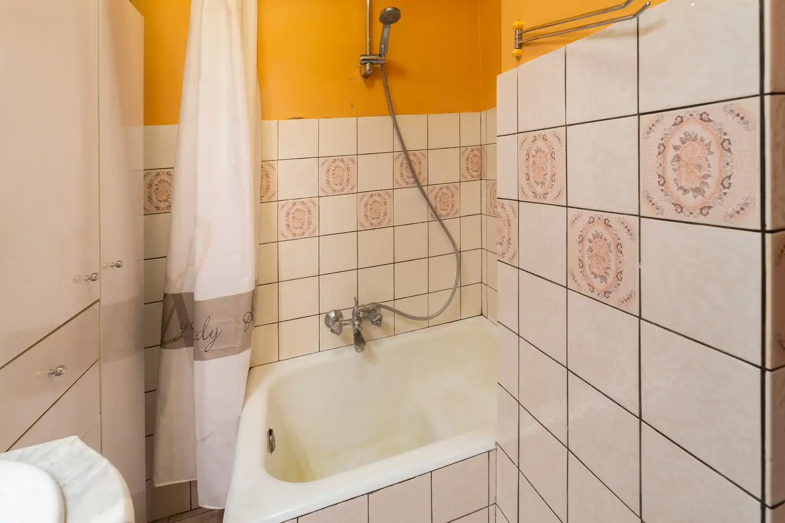 Lichtrijk app. met terras en groen uitzicht foto 15