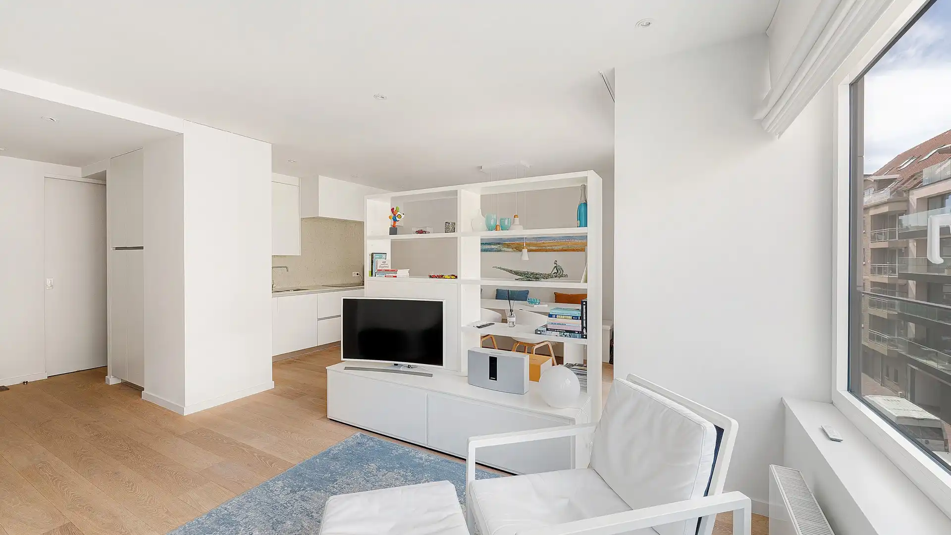 Modern 1-slaapkamerappartement met terras op een toplocatie. foto 2