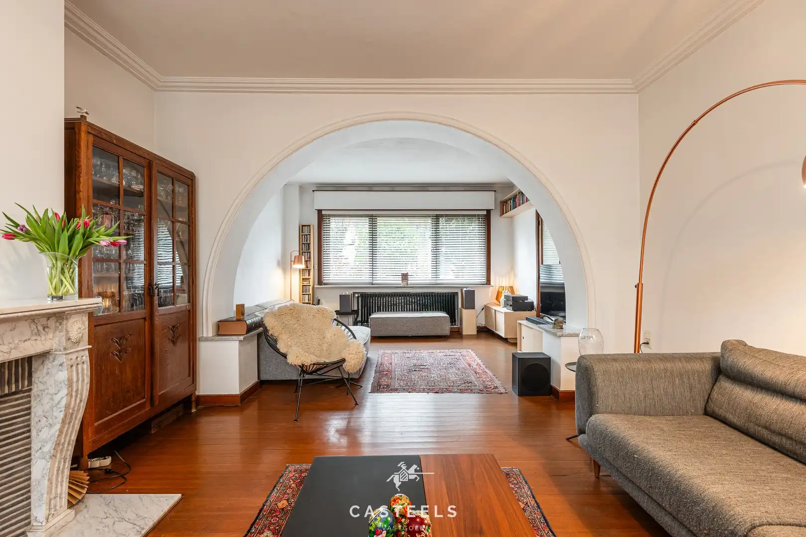 Karaktervolle ruime woning te Gentbrugge te koop foto 5