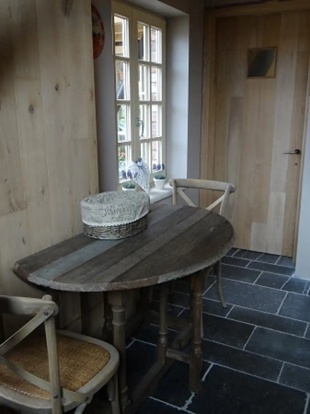 Gerestaureerde vierkantshoeve met B&B op 80 are grond foto 47