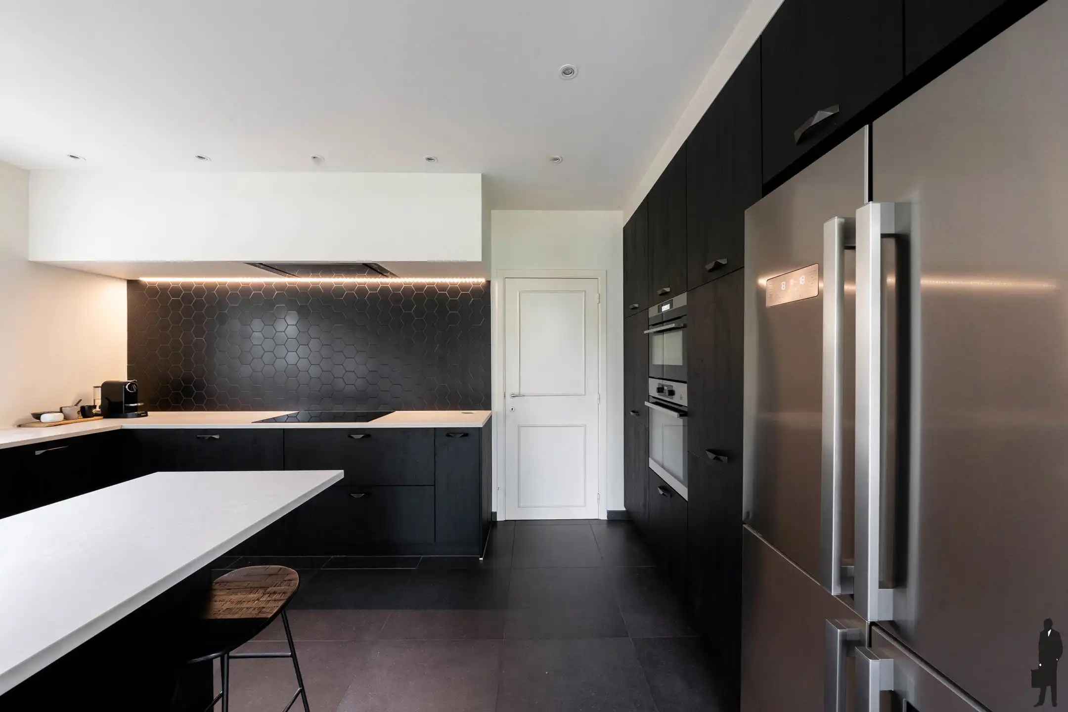 Karaktervolle woning op uitstekende locatie foto 35