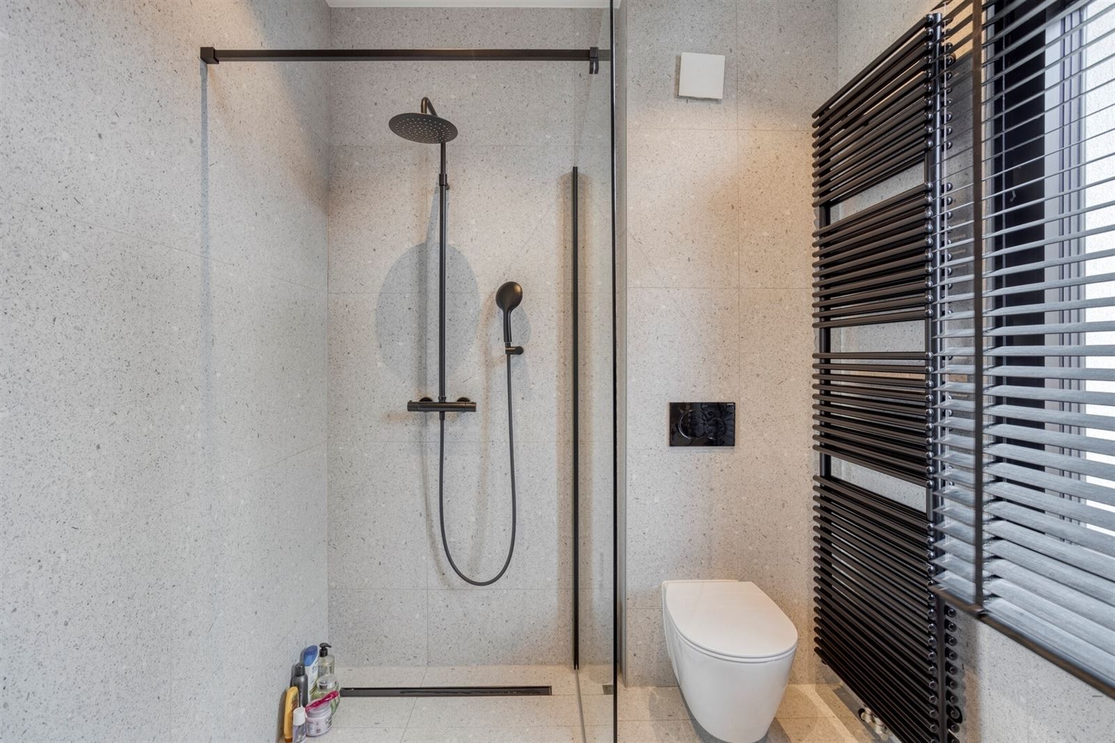 kom langs en laat je verassen door deze uitzonderlijke woning. foto 17