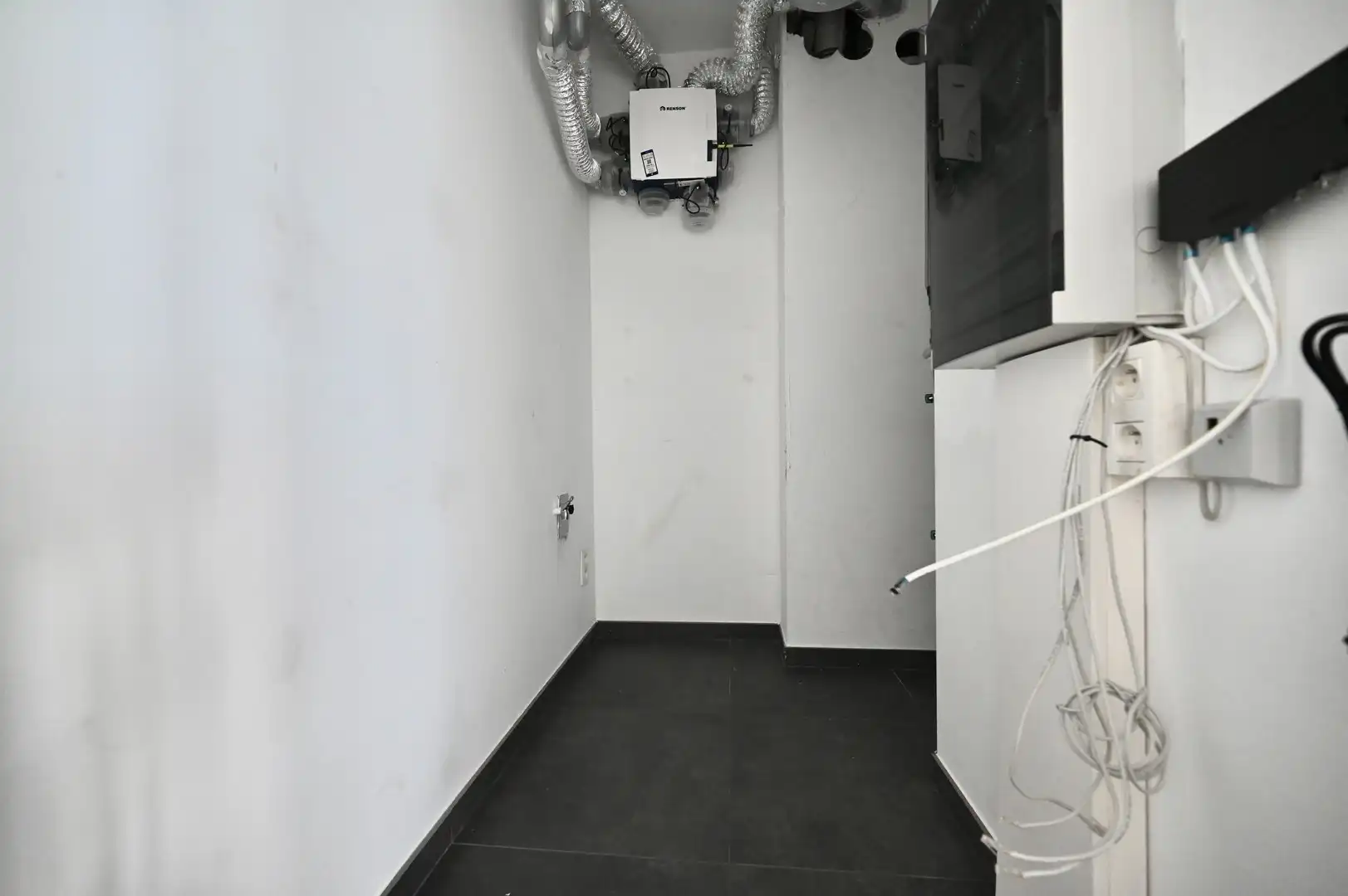 Duplex appartement met 3 slaapkamers, 2 badkamers en 1 autostaanplaats. foto 16