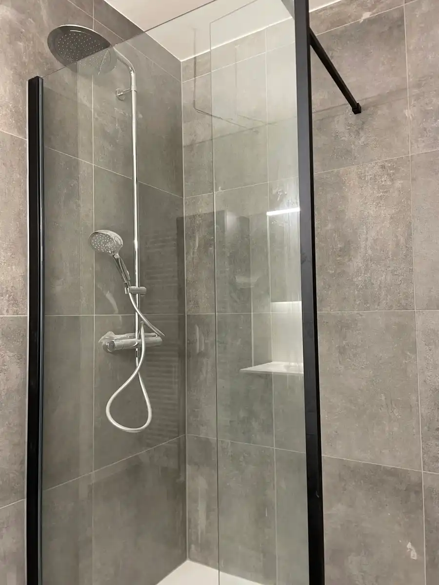 Recent appartement, met lift, zuidgericht terras.  foto 14