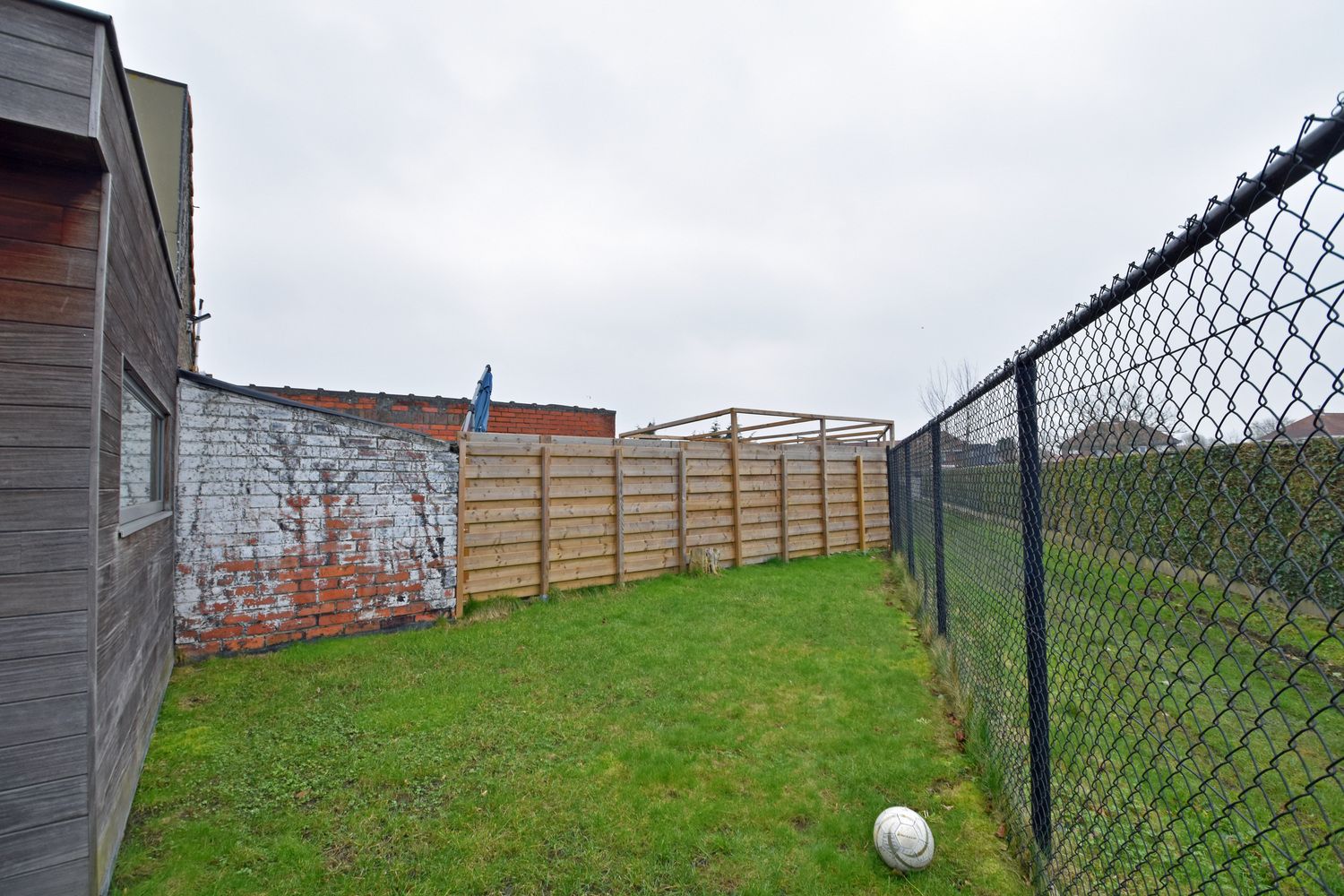 Volledige gerenoveerde woning met zonnig terras en tuin! foto 15