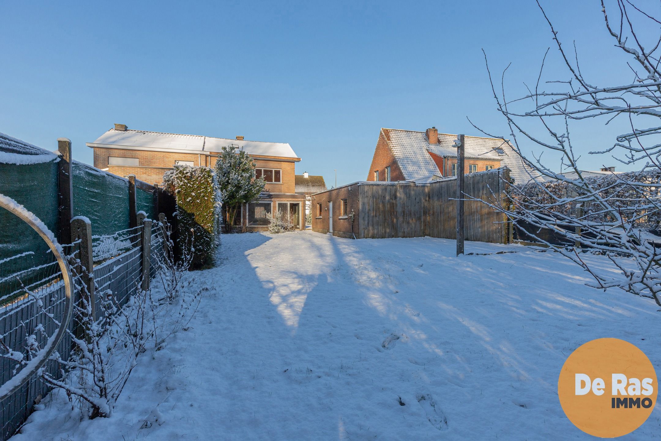 LEDE - Halfopen bebouwing met sterke basis en potentieel foto 20