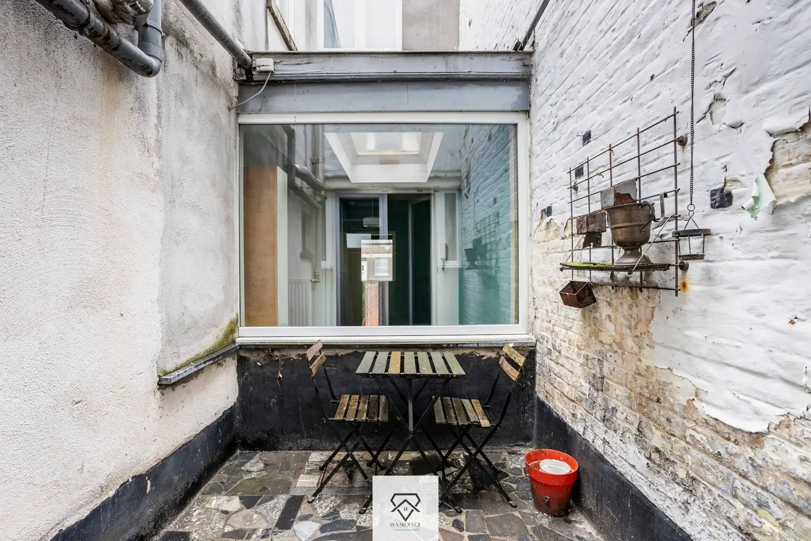 Ruime herenwoning met vernieuwd basiscomfort en ingesloten terras foto 15