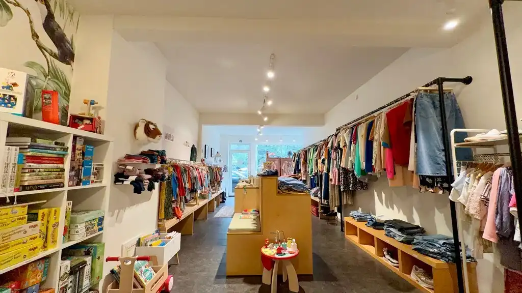 Handelsgelijkvloers te huur langs de Antwerpsesteenweg in Sint-Amandsberg (Gent) foto 11