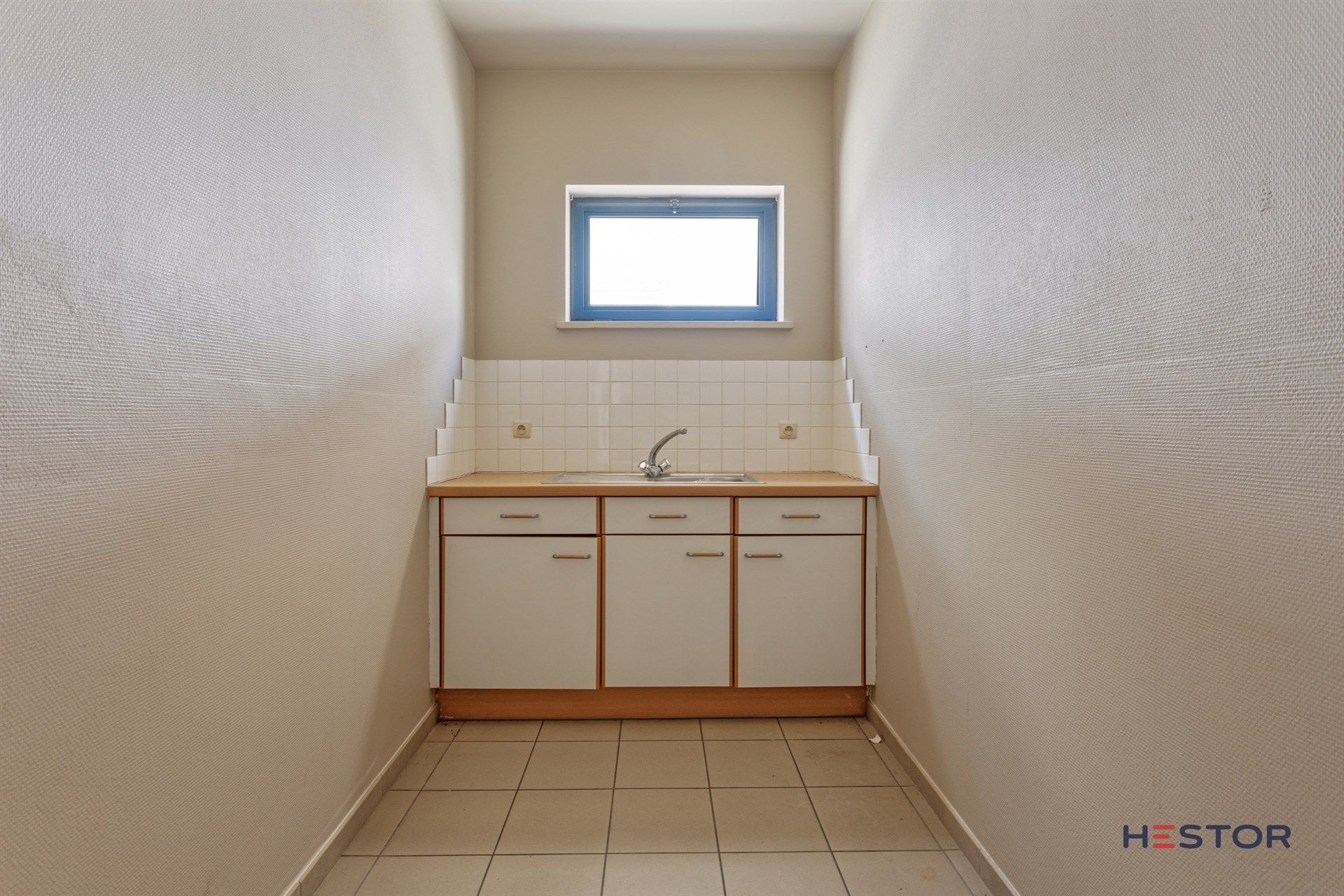 Woning voor gemengd gebruik in het centrum van Zele foto 8