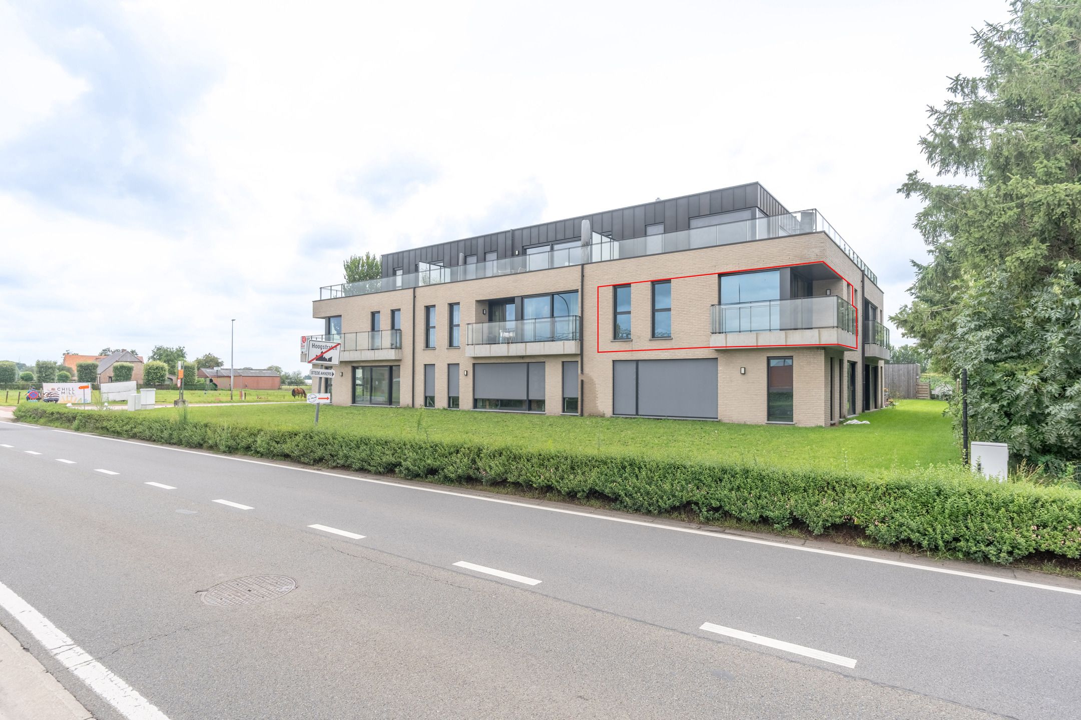 Nieuwbouw assistentiewoning nabij centrum Hoogstraten foto {{pictureIndex}}