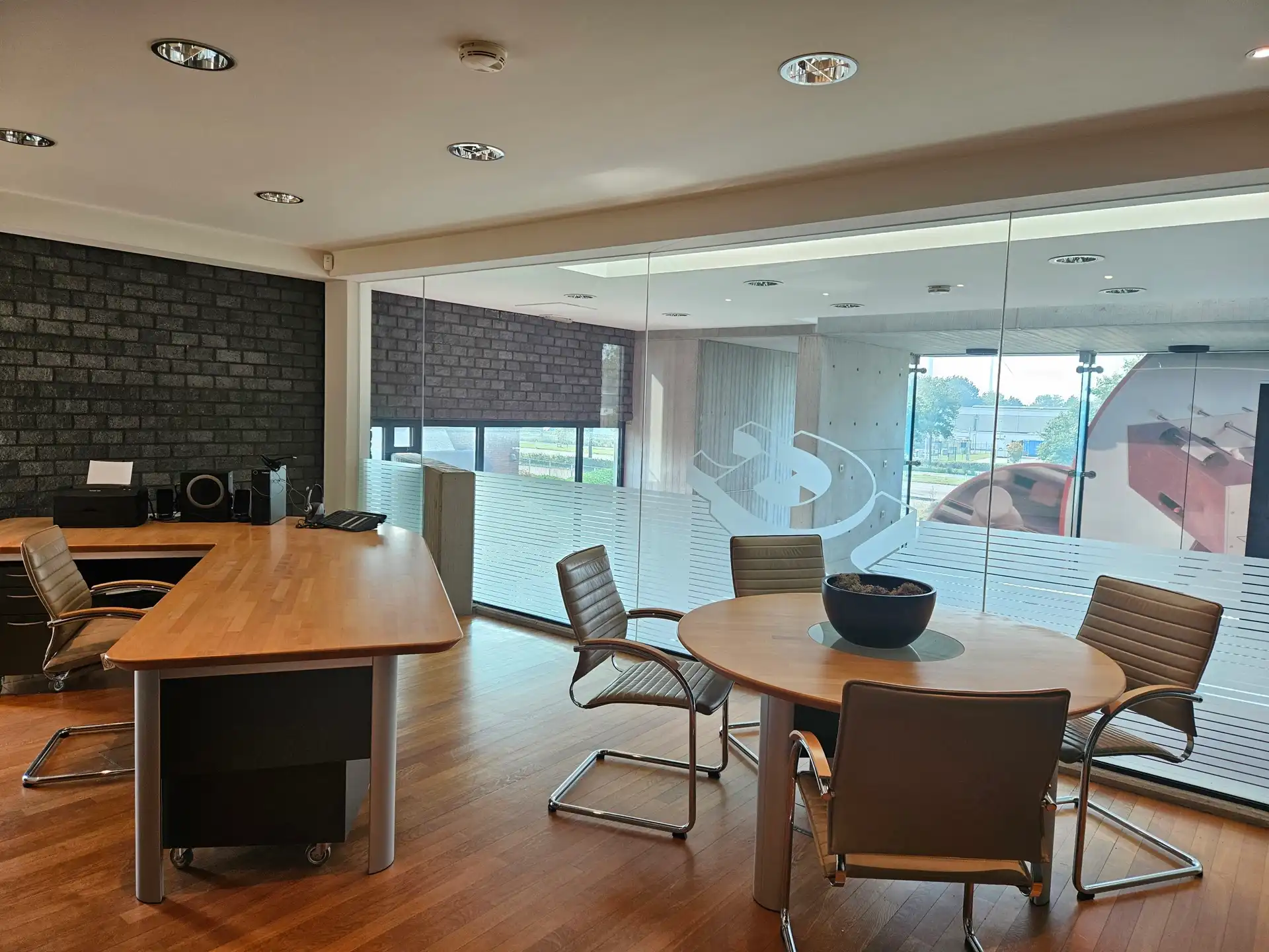 SEMI-INDUSTRIEEL GEBOUW OP ZICHTLOCATIE foto 7