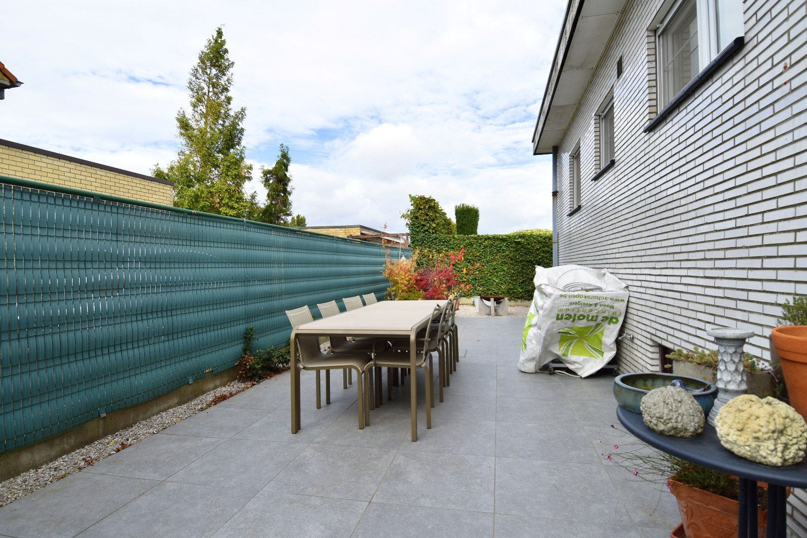 Charmante bungalow met 3 slaapkamers, dubbele garage en tuin te koop in Wevelgem foto 14