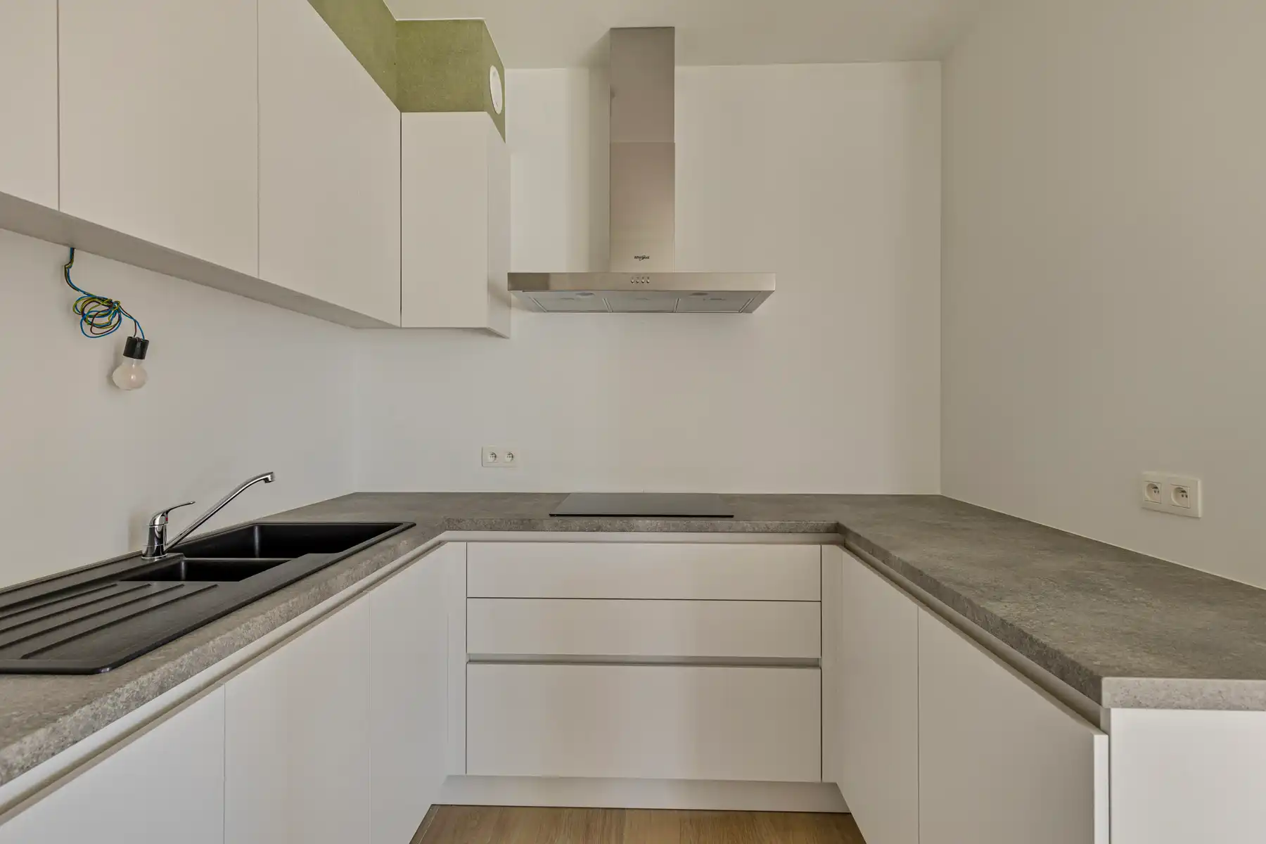 Ruim 3 slaapkamer nieuwbouw appartement met groot terras foto 15